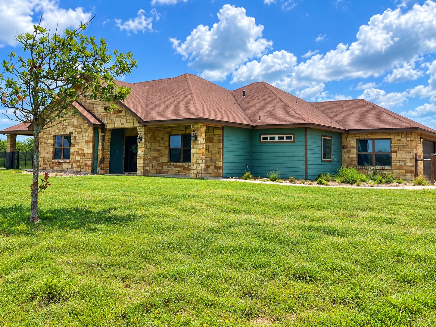 10391 Highway 359 B Property Photo 1