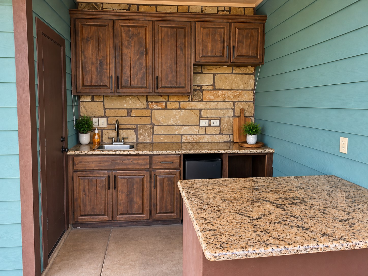 10391 Highway 359 B Property Photo 8