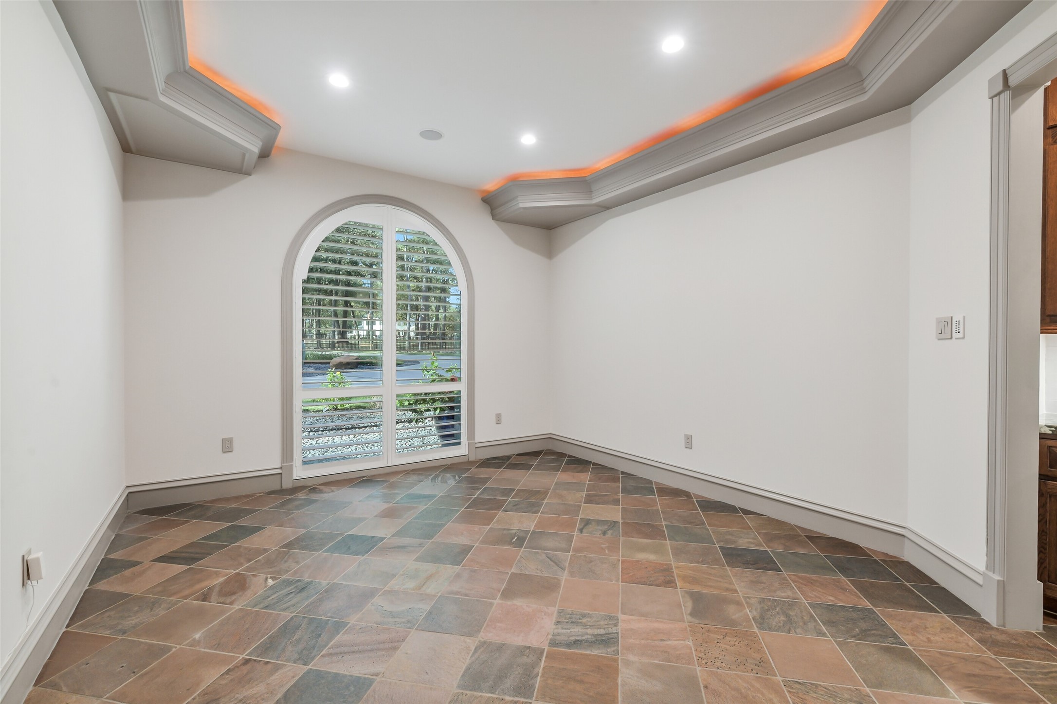 11410 Outpost Cove Drive Property Photo 15