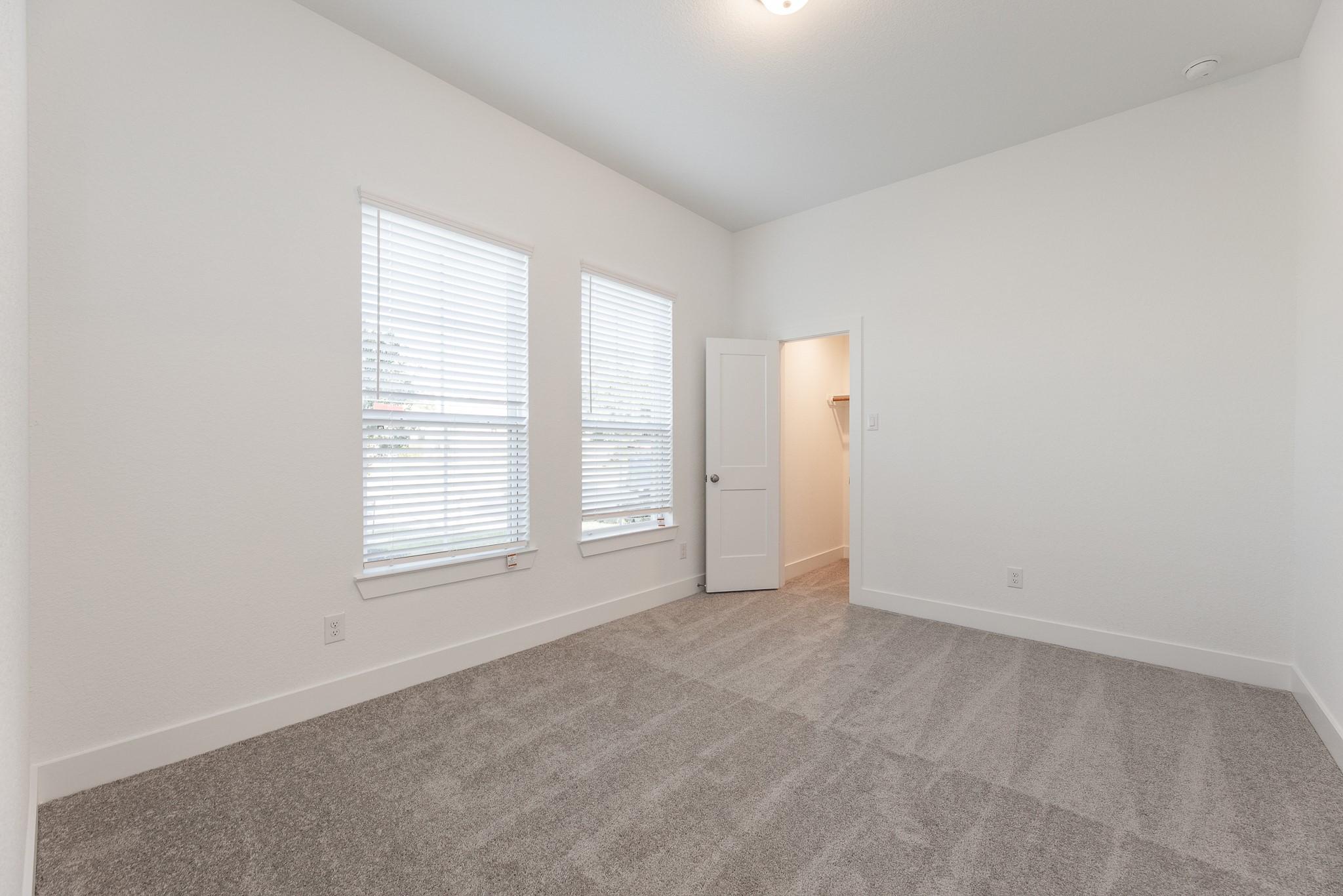 4802 Seabourne Landing Drive Property Photo 22
