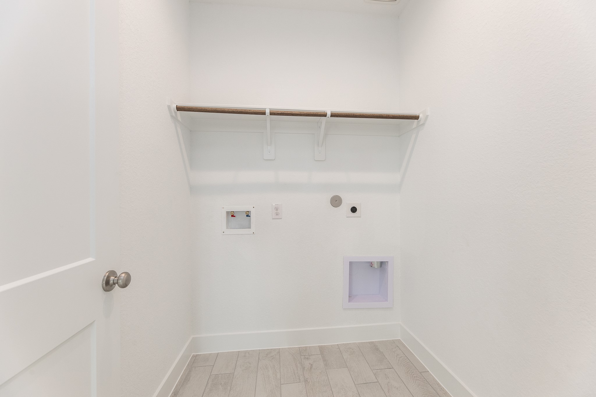 4802 Seabourne Landing Drive Property Photo 27