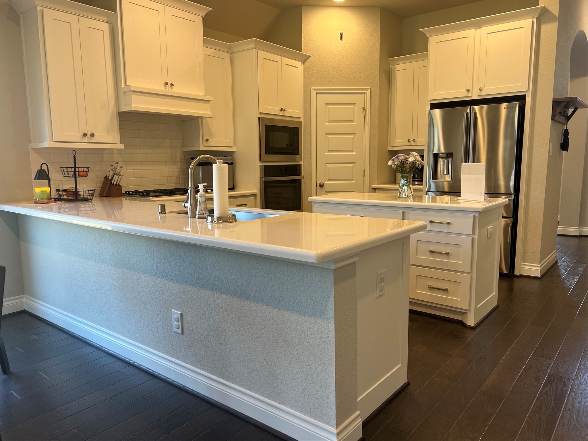 914 Clover Rise Court Property Photo 4