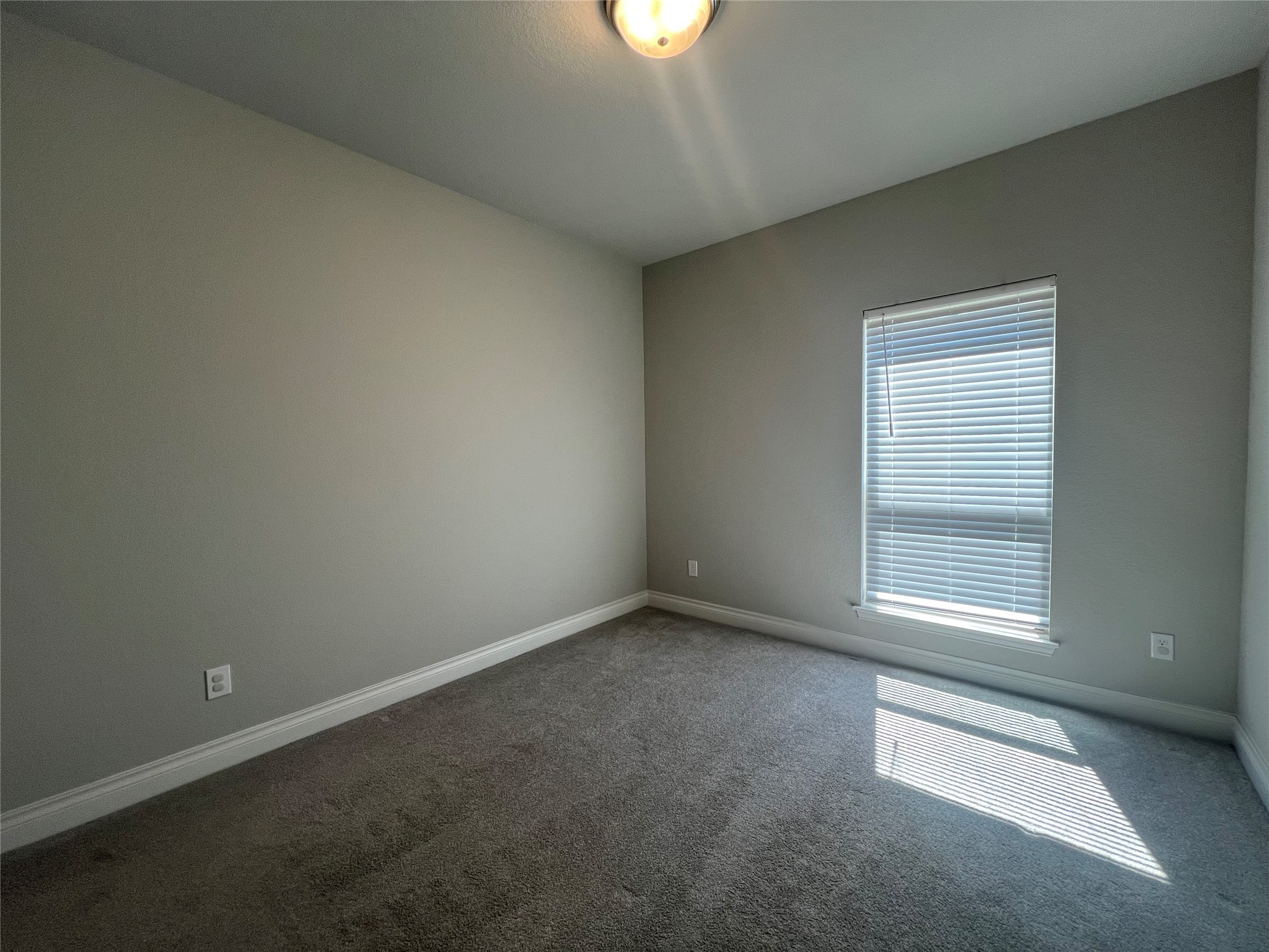 914 Clover Rise Court Property Photo 15