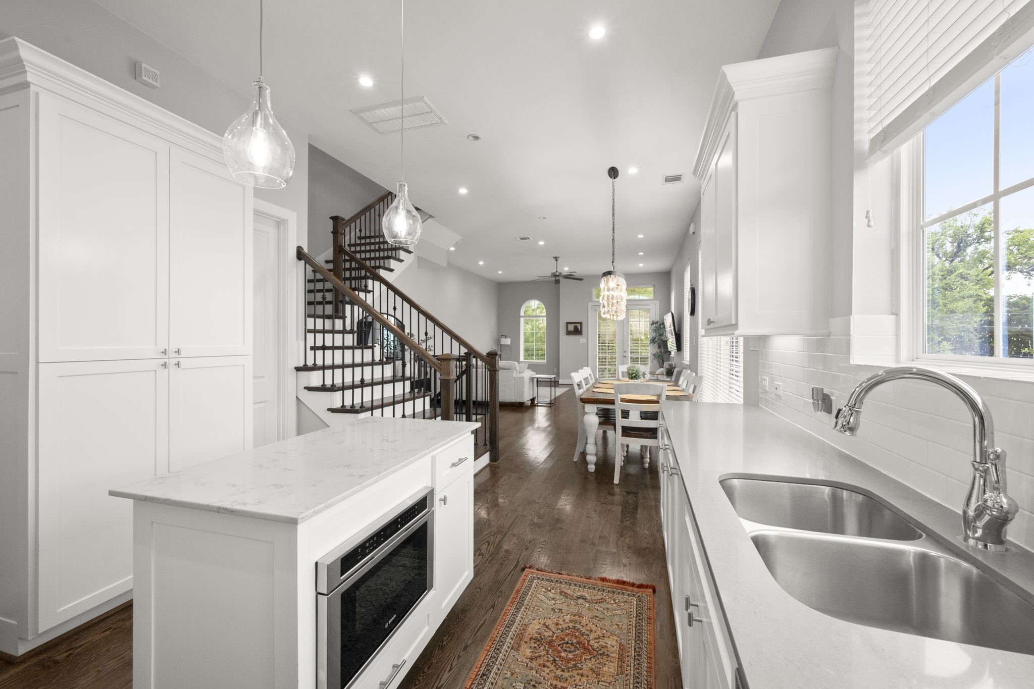 1041 W 17th Street Property Photo 19