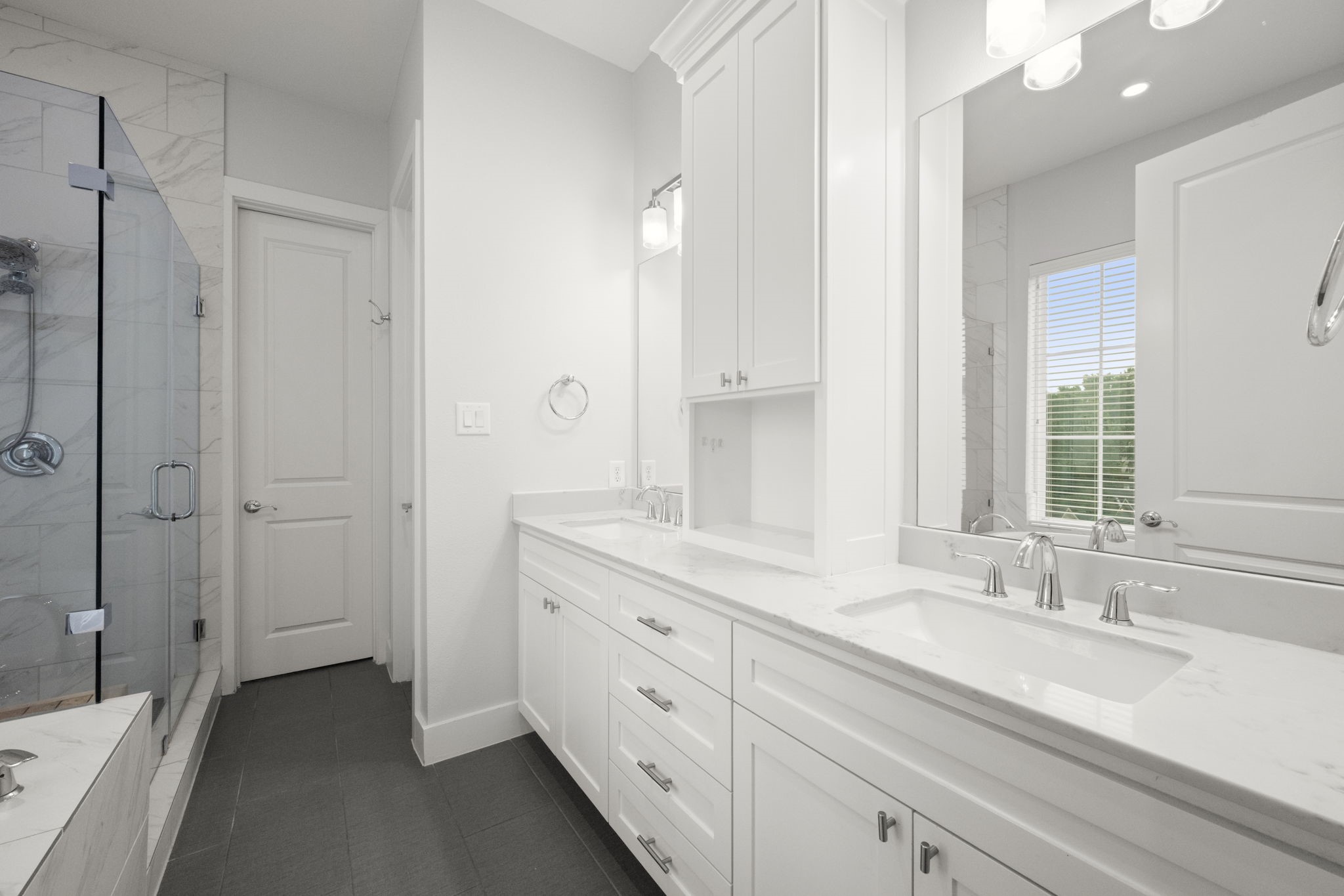 1041 W 17th Street Property Photo 23