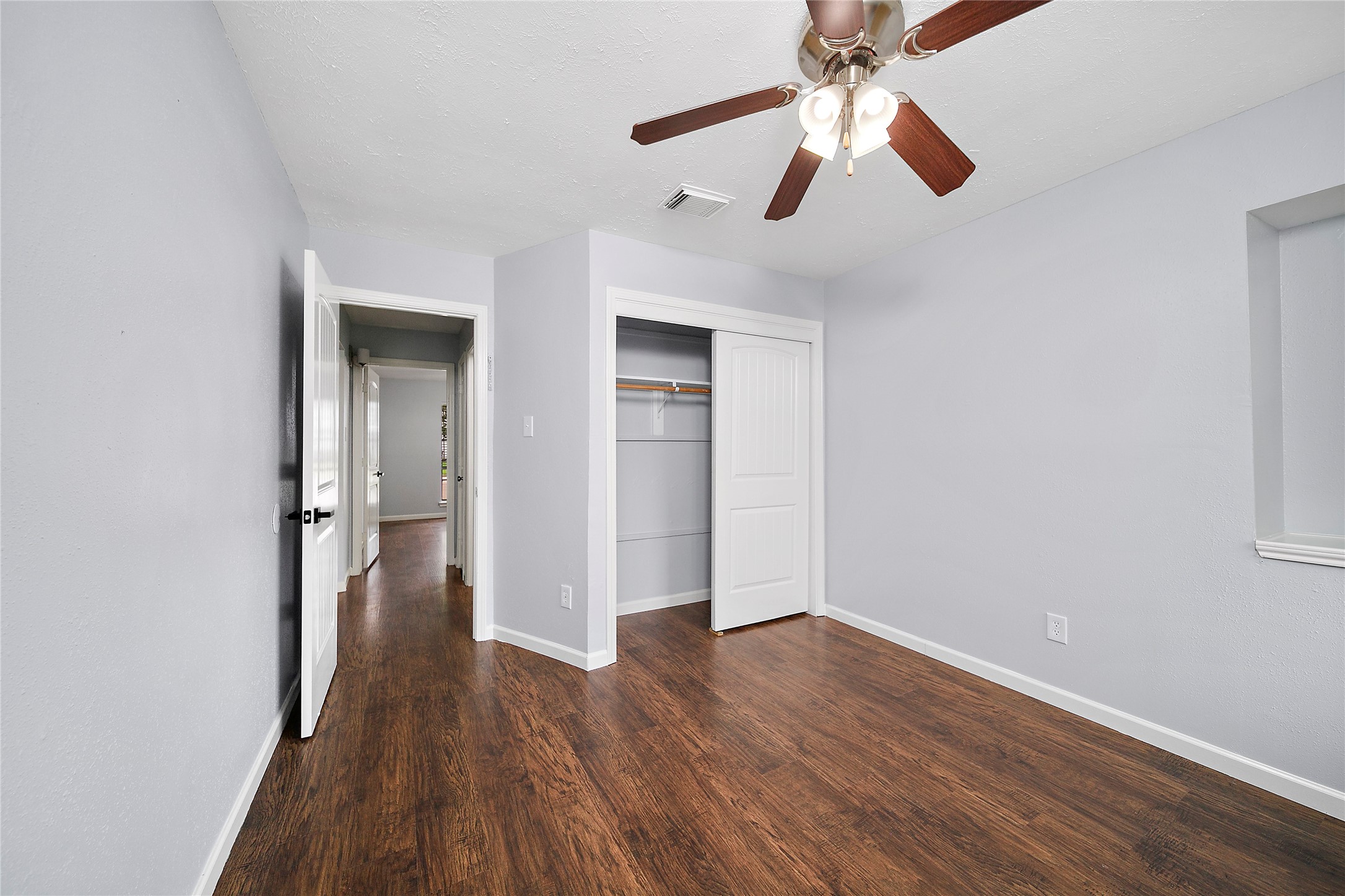 21627 Park Brook Drive Property Photo 14