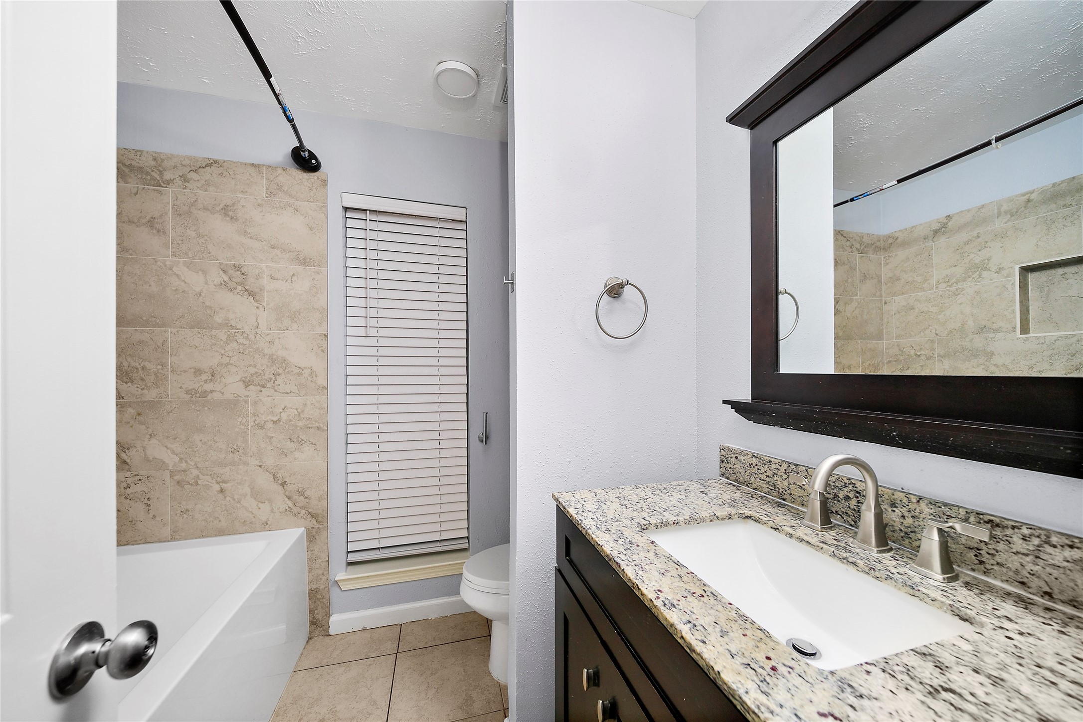 21627 Park Brook Drive Property Photo 16