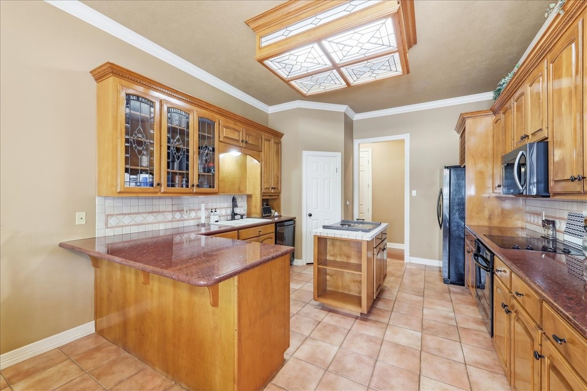 108 Wade Street Property Photo 11