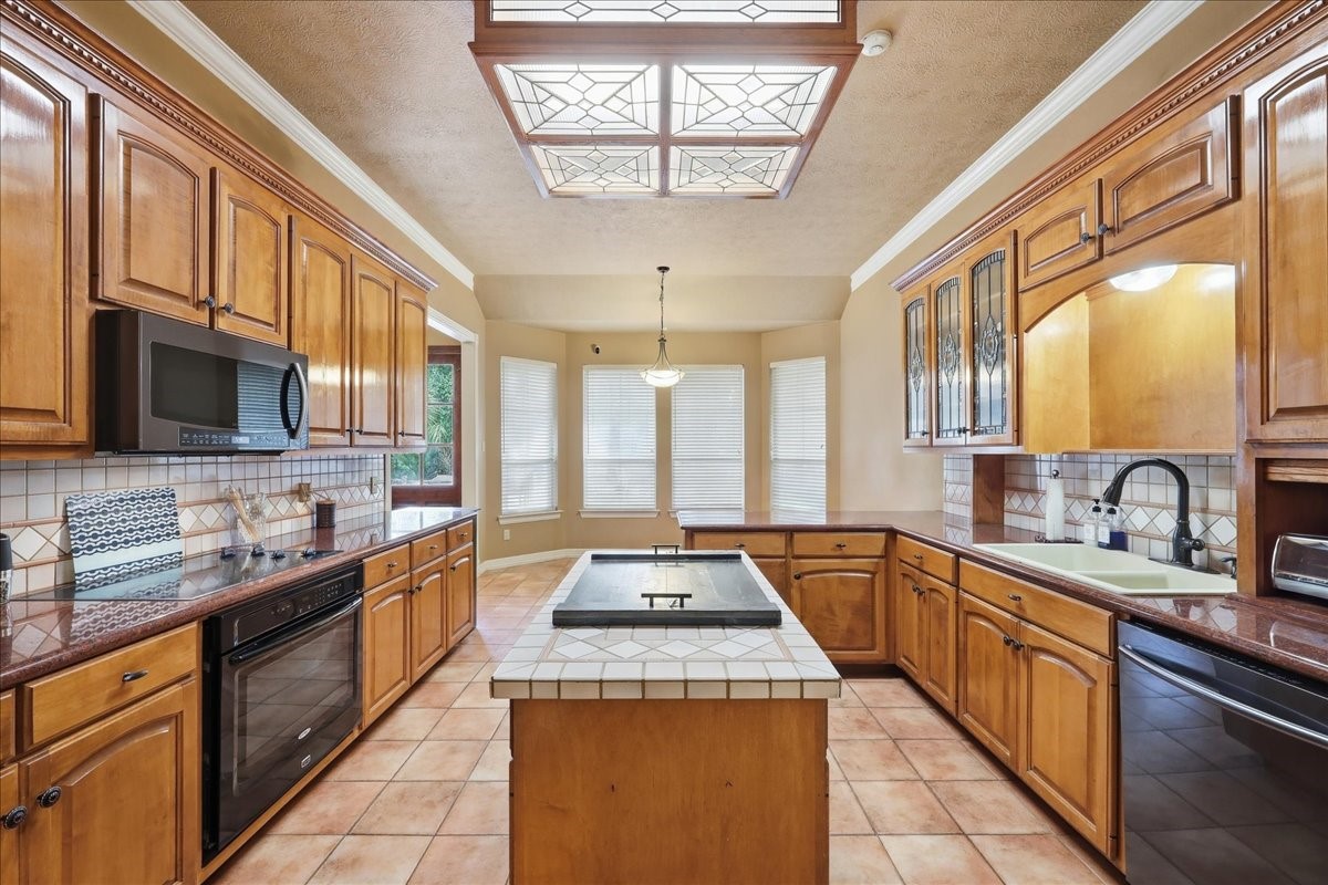 108 Wade Street Property Photo 15