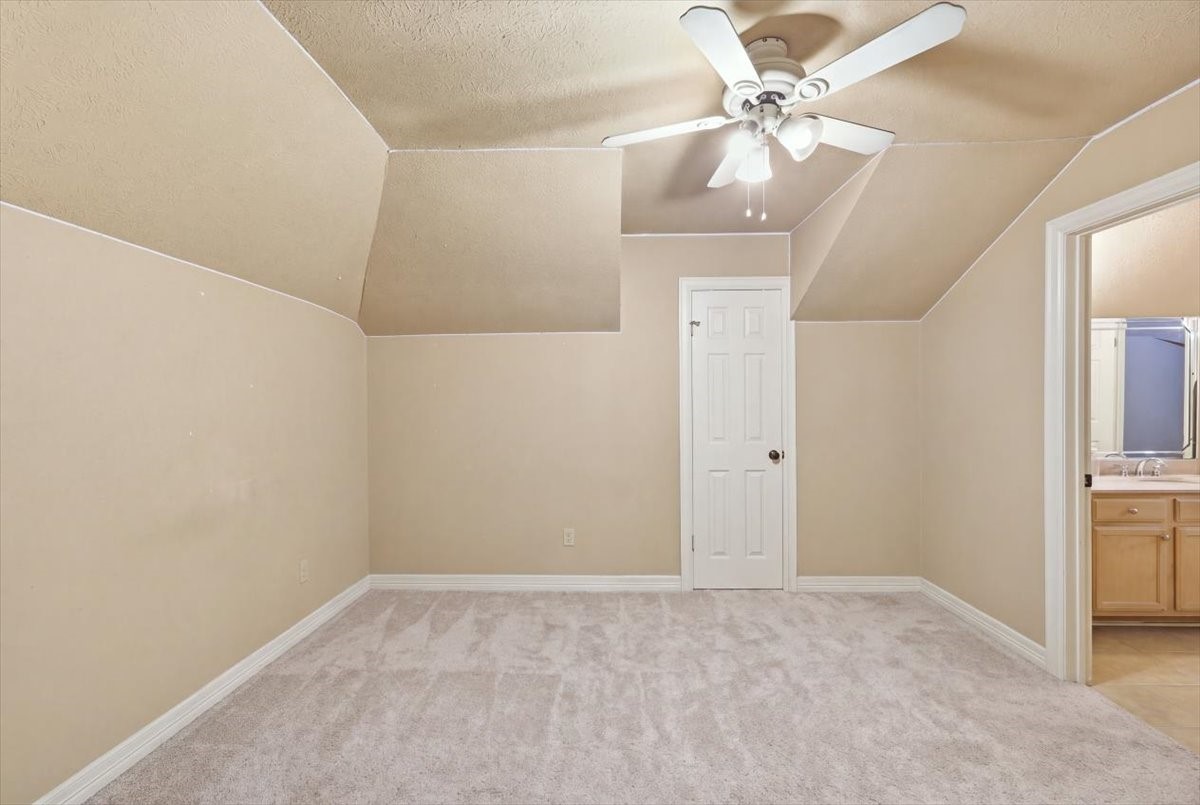 108 Wade Street Property Photo 37