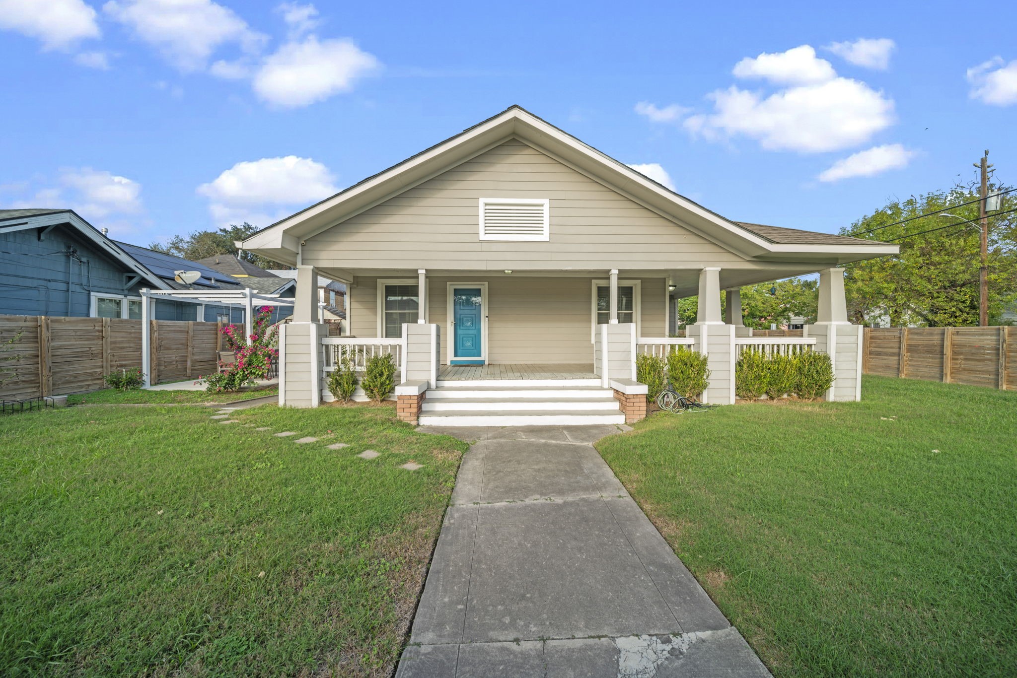 5711 Sherman Street Property Photo 4