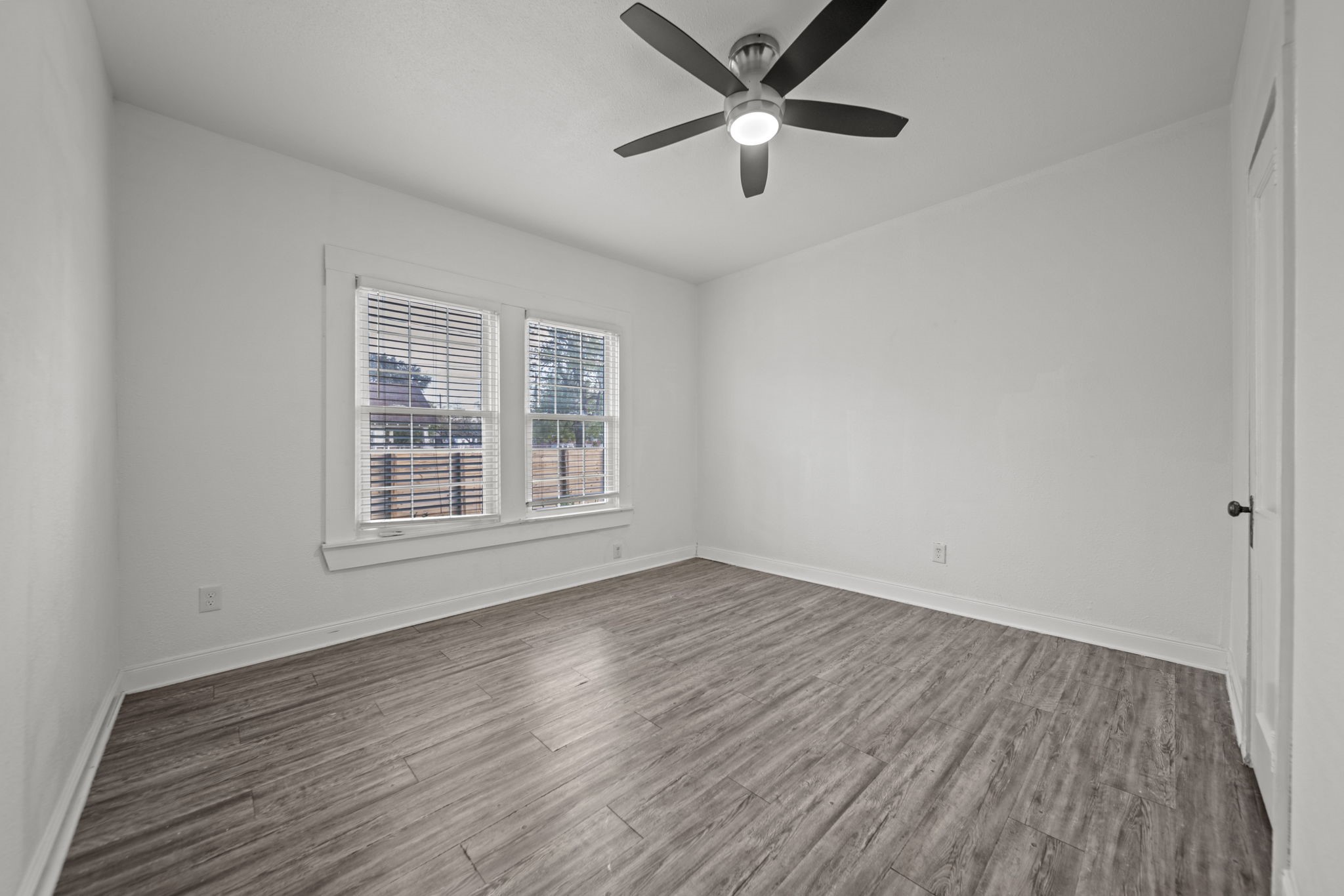 5711 Sherman Street Property Photo 13