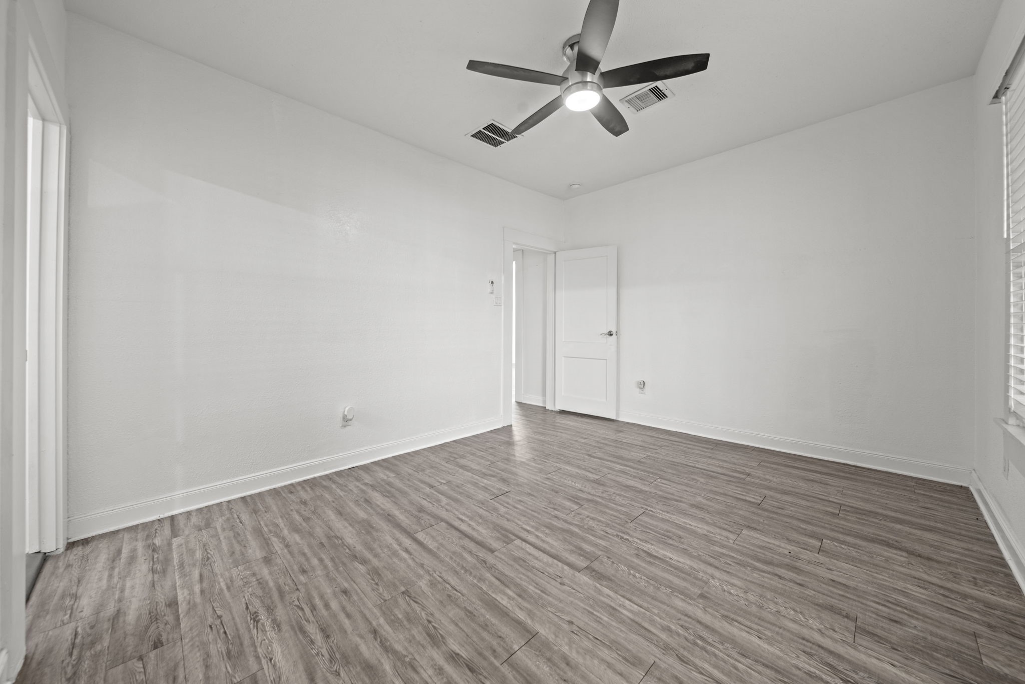 5711 Sherman Street Property Photo 16