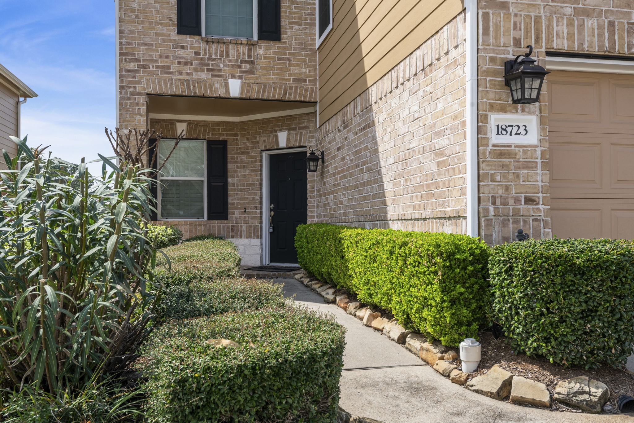 18723 Cypress Loch Drive Property Photo 2