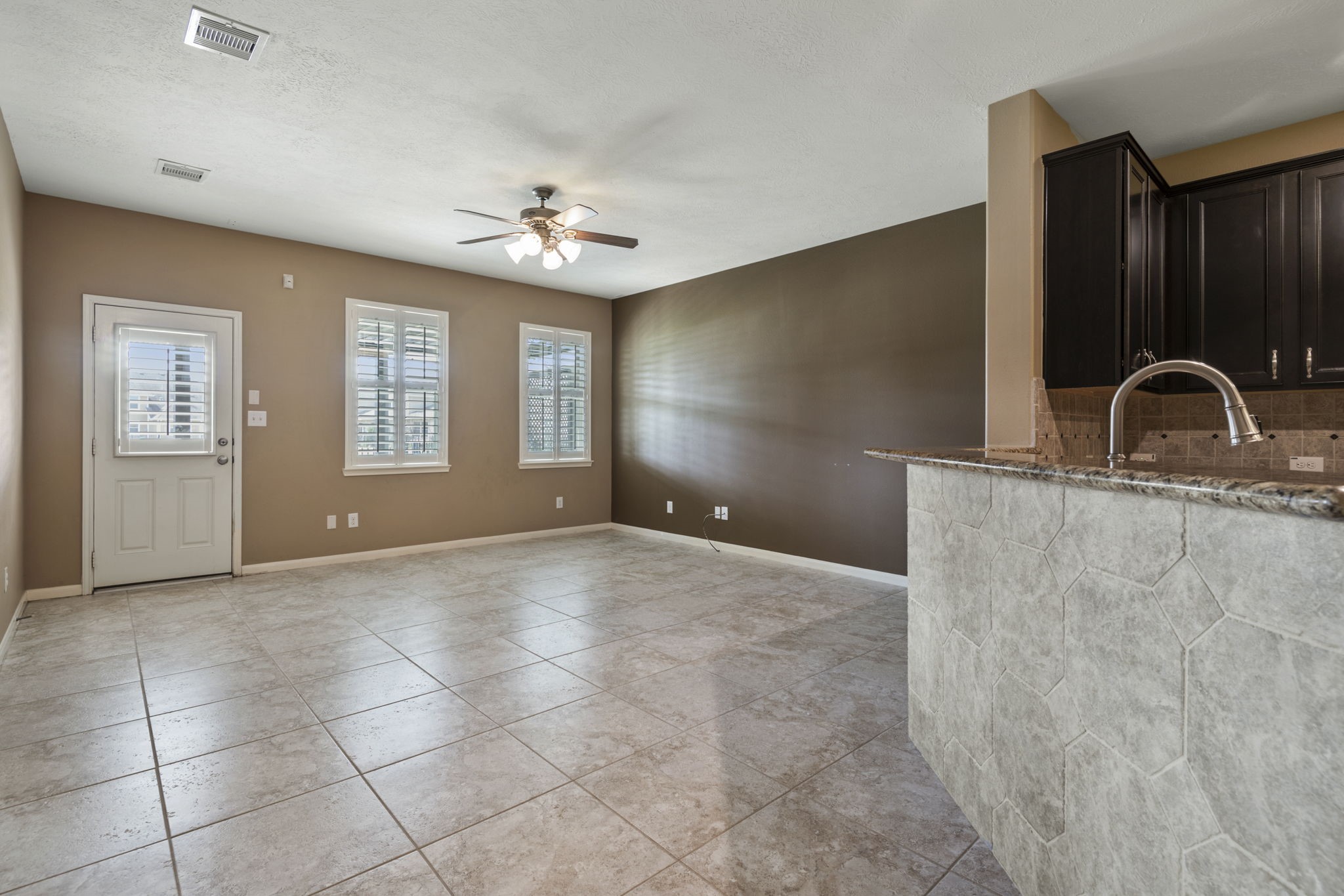 18723 Cypress Loch Drive Property Photo 6