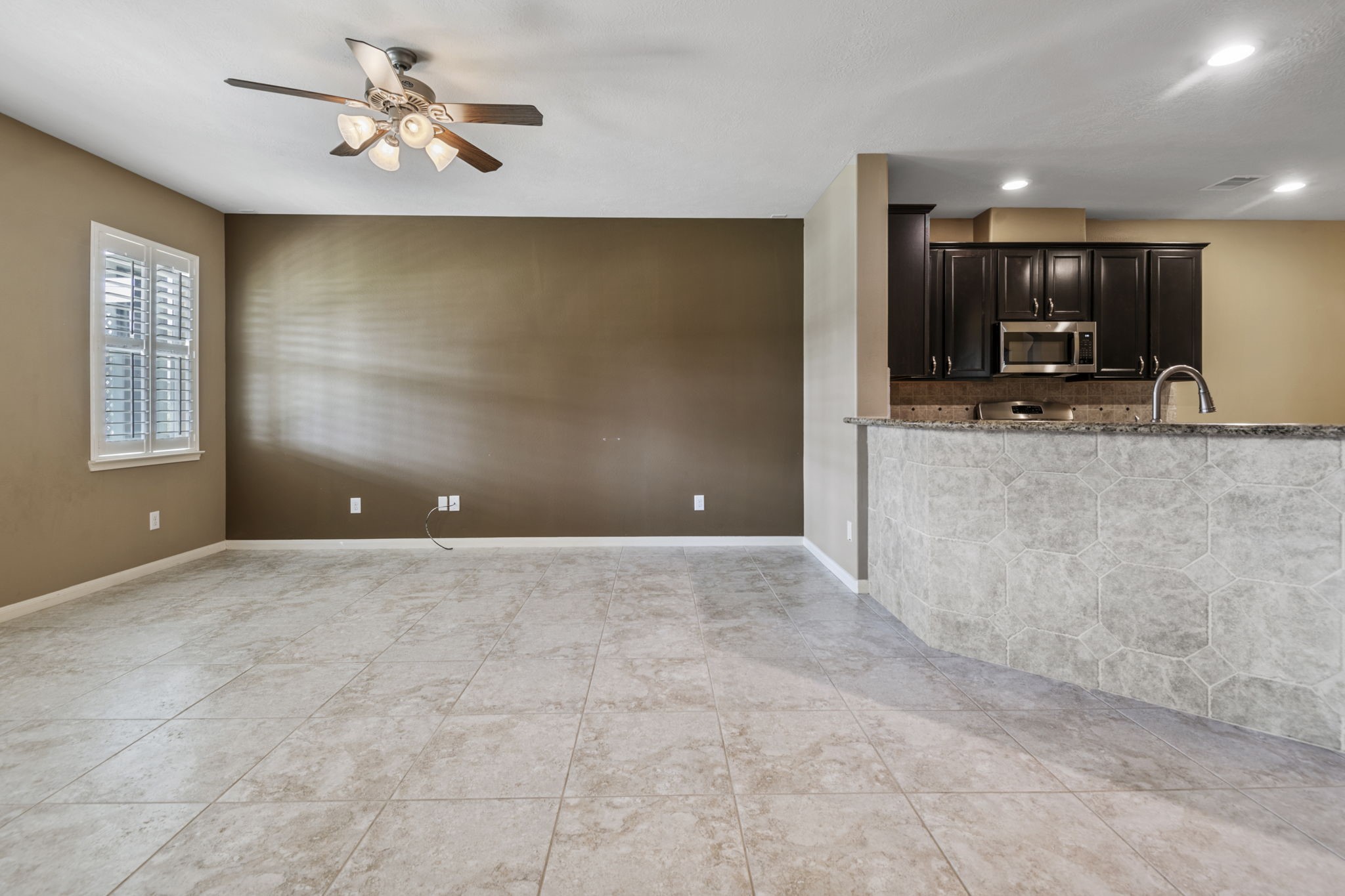 18723 Cypress Loch Drive Property Photo 7