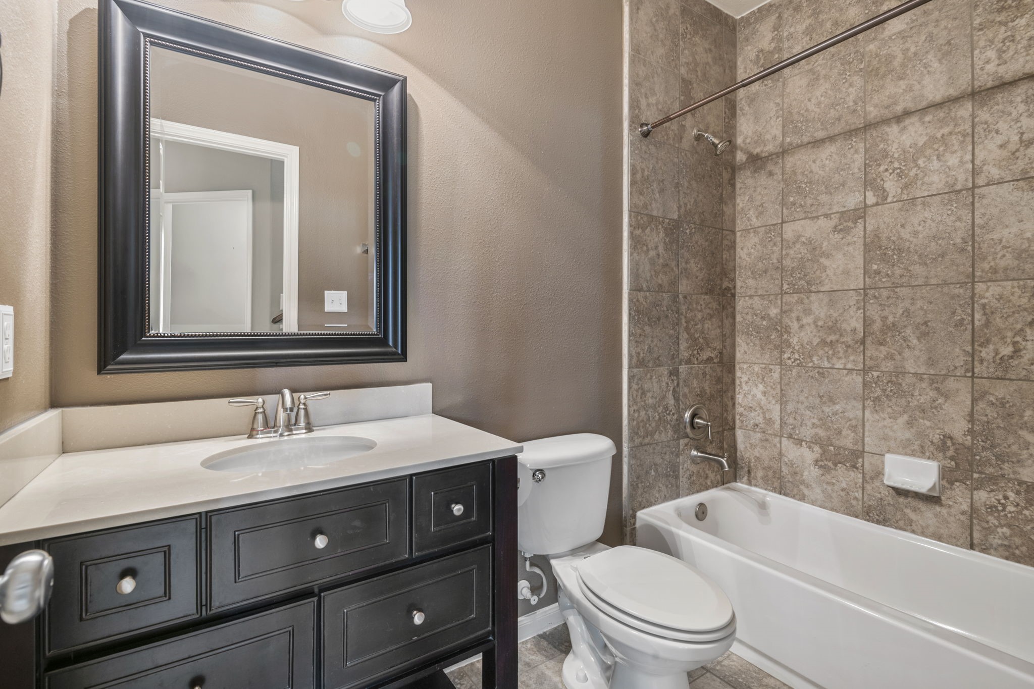 18723 Cypress Loch Drive Property Photo 13