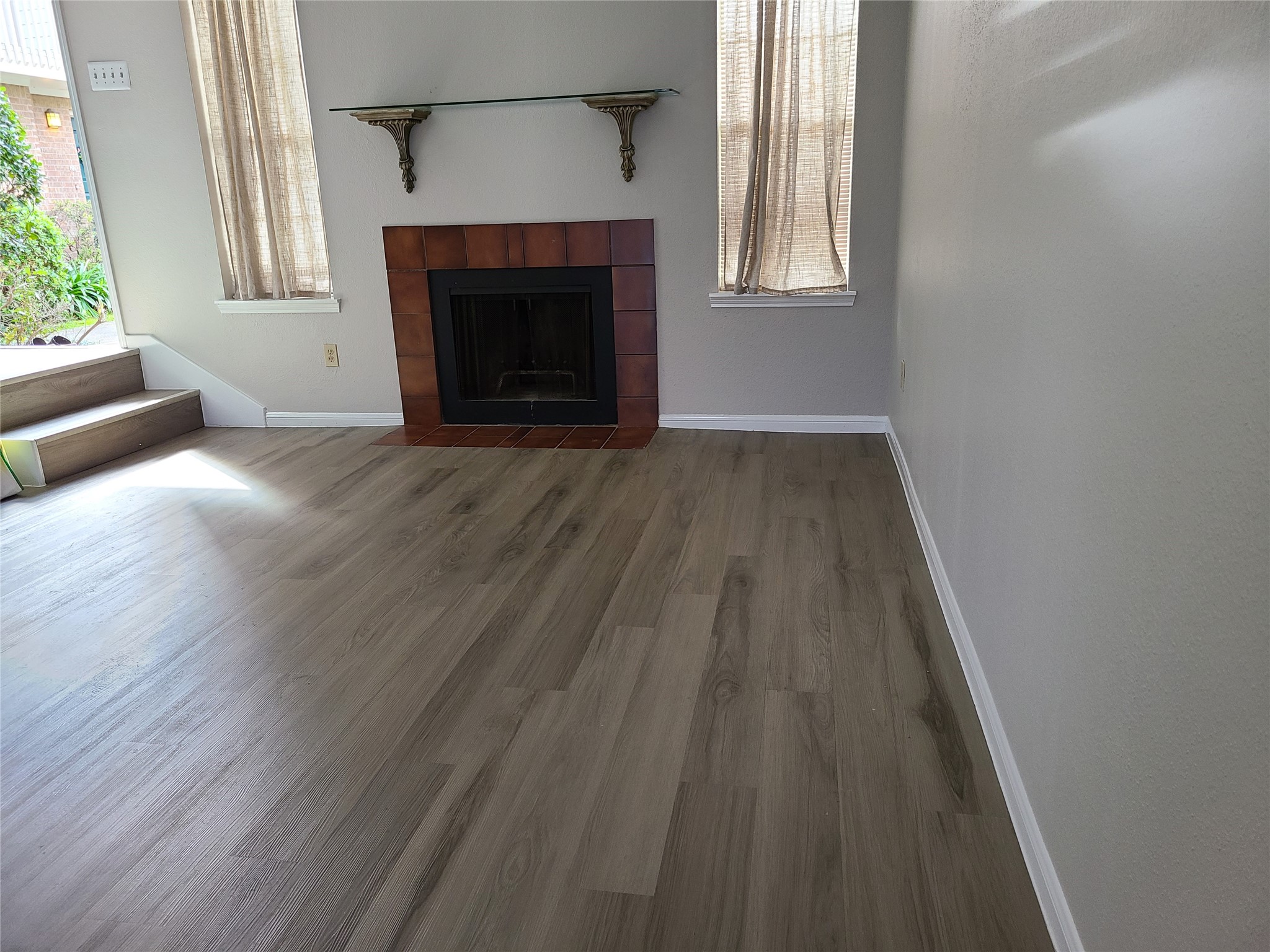 2626 North Boulevard 18 Property Photo 3