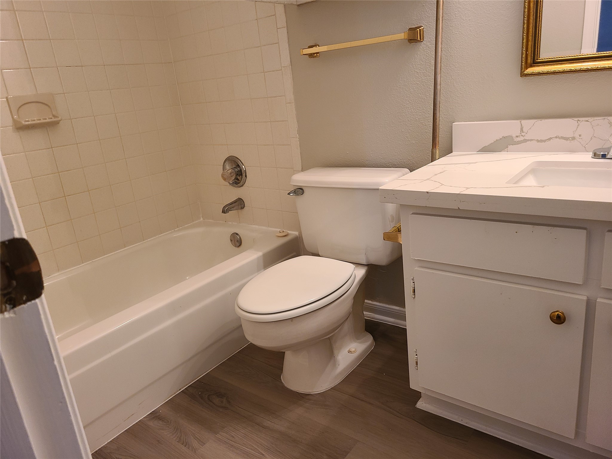 2626 North Boulevard 18 Property Photo 17