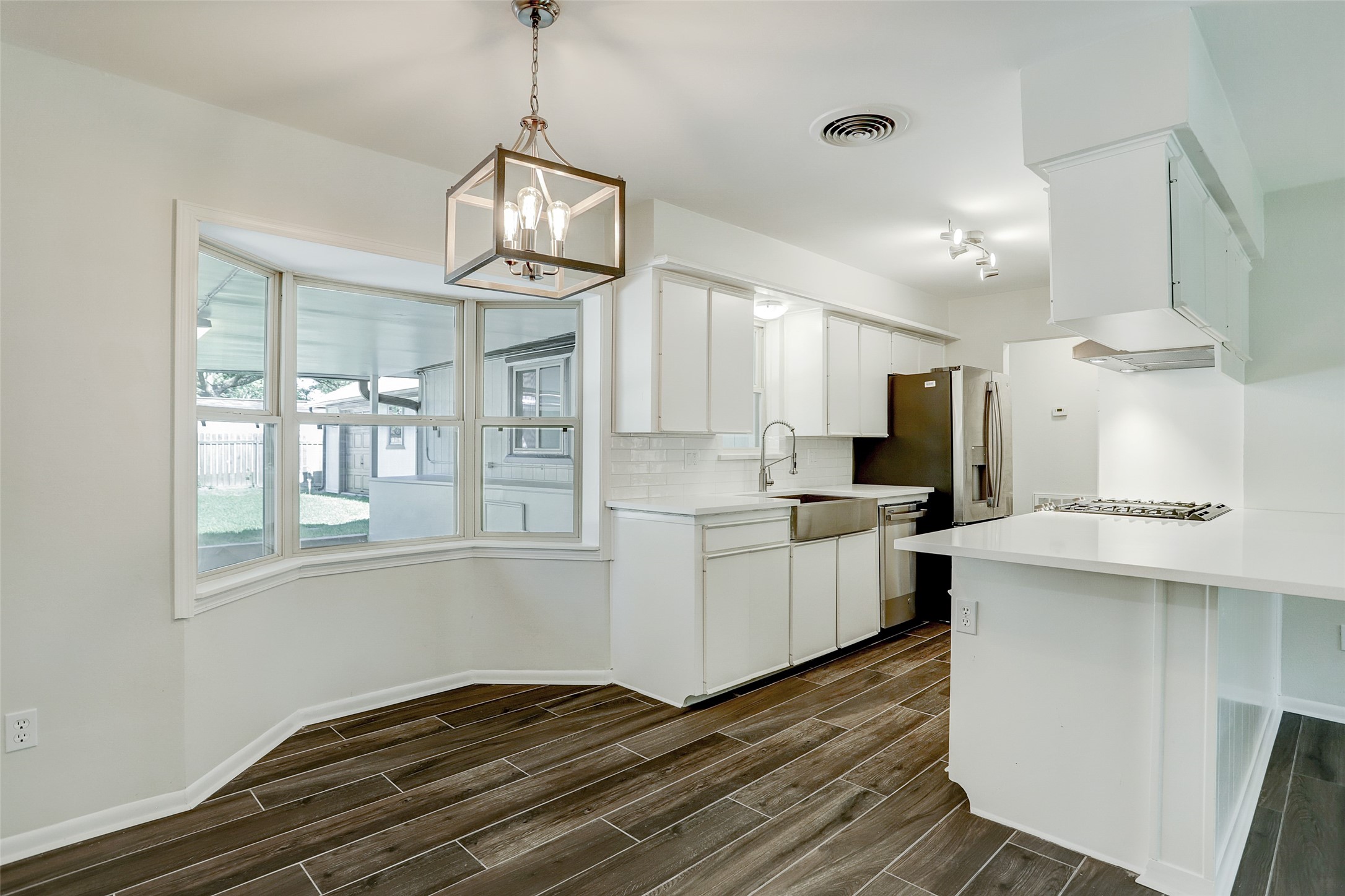 4134 Hill Oak Drive Property Photo 4