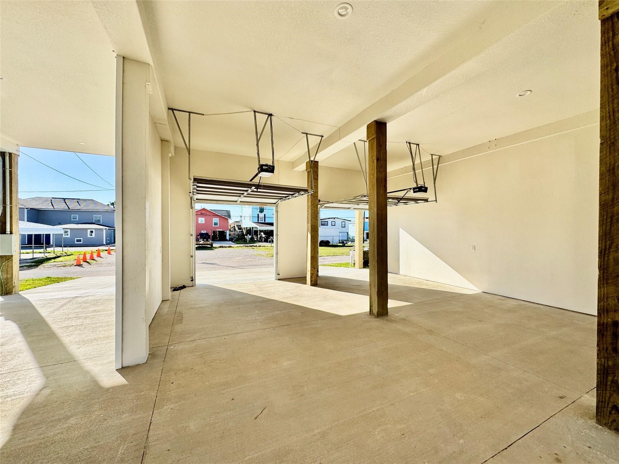 18 Edgewater Property Photo 7