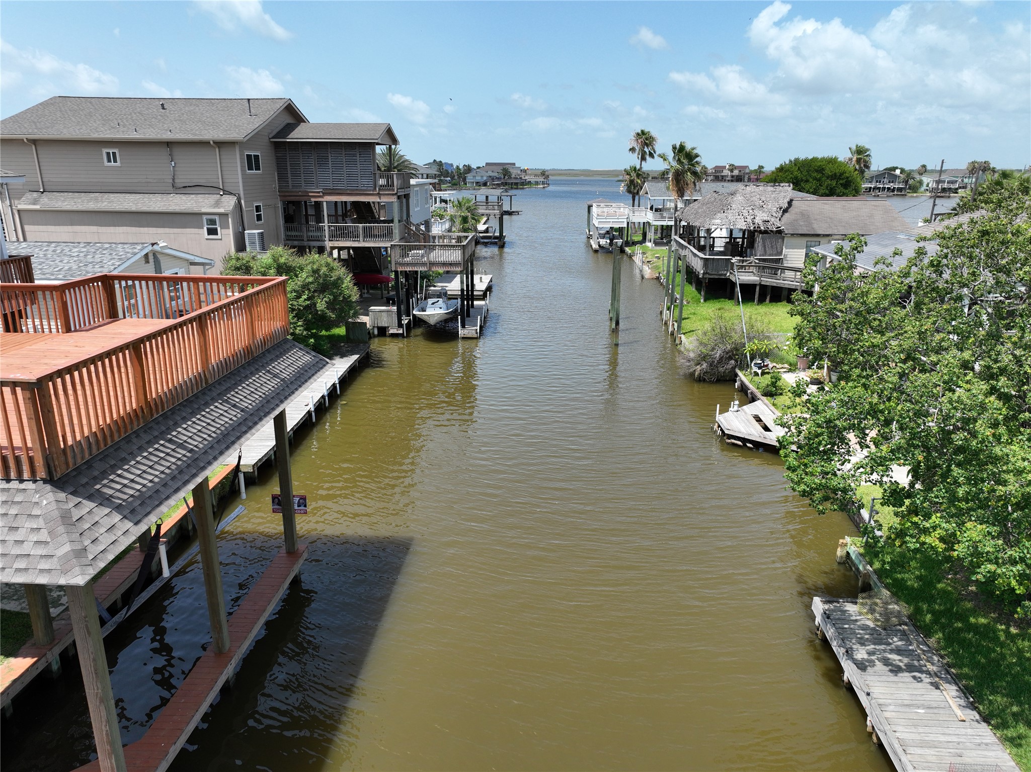 18 Edgewater Property Photo 34