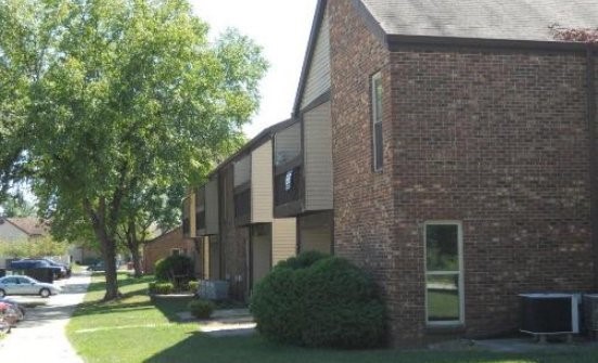 700 Pleasant Ct Property Photo 1