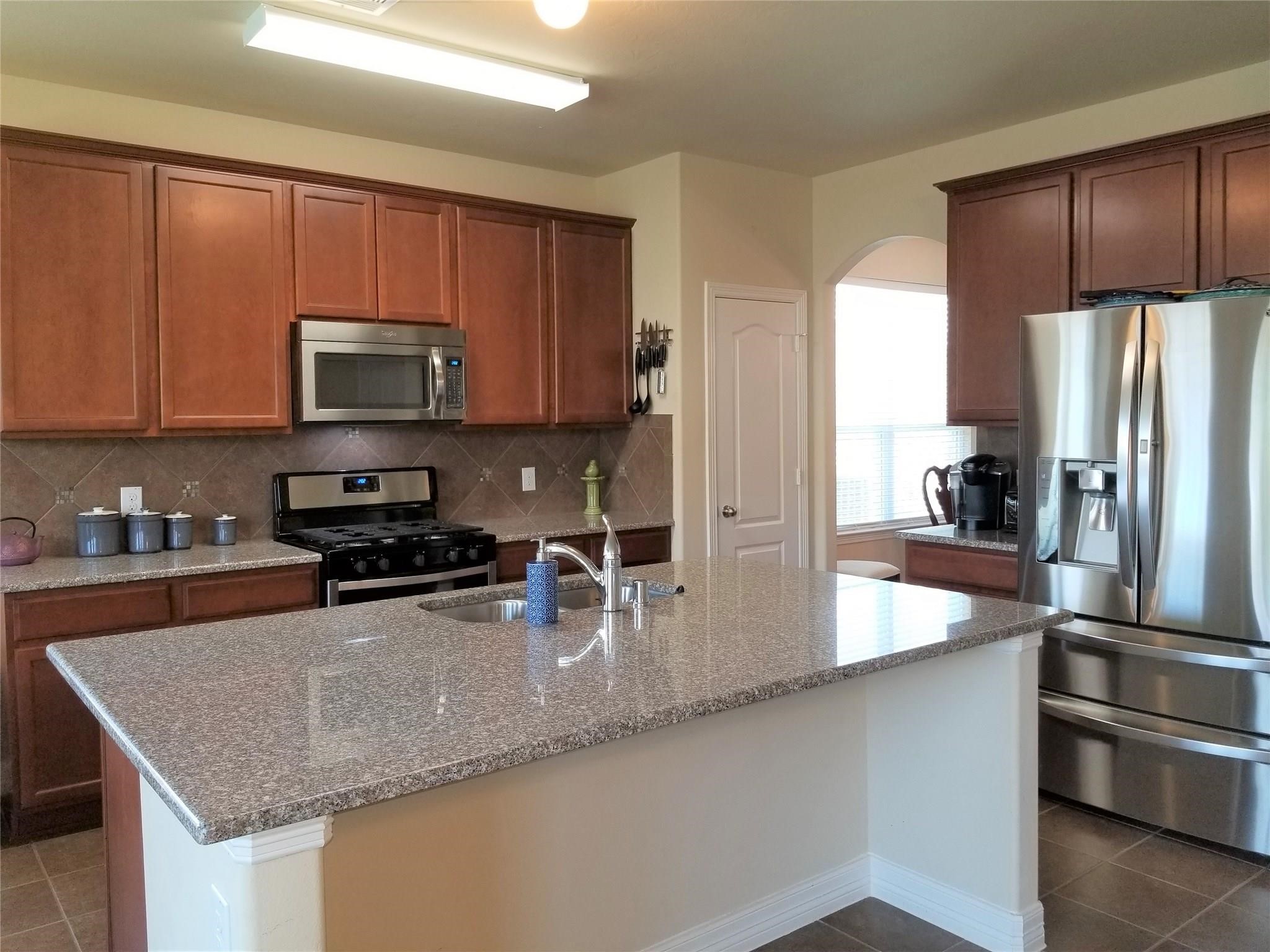 2566 Riverway Drive Property Photo 7