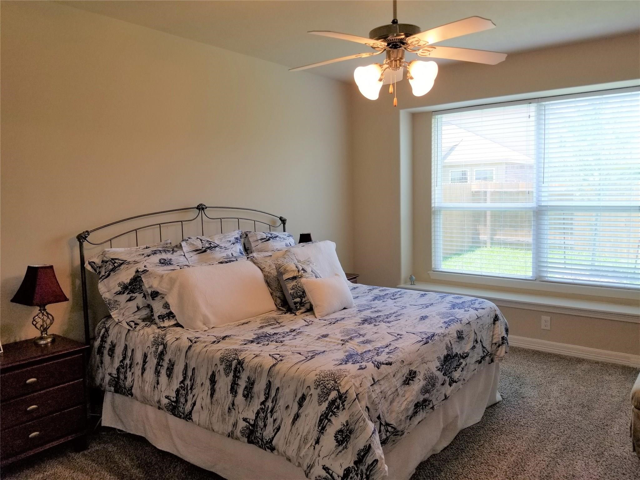 2566 Riverway Drive Property Photo 10