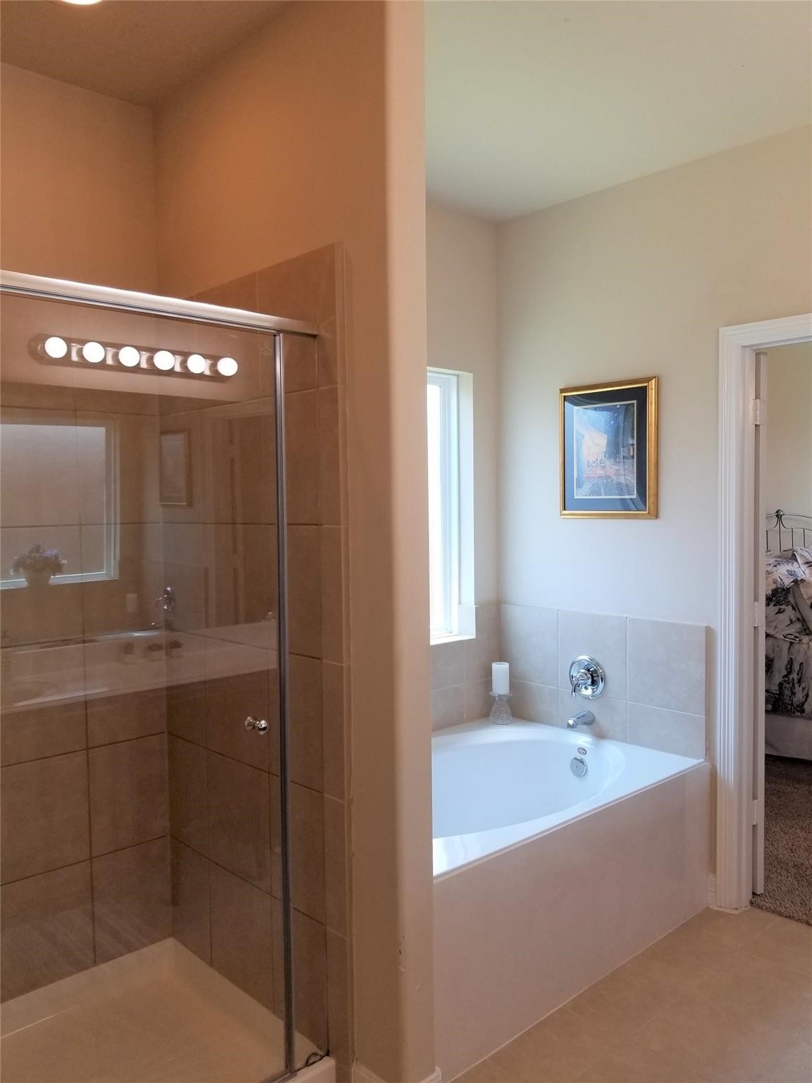 2566 Riverway Drive Property Photo 14