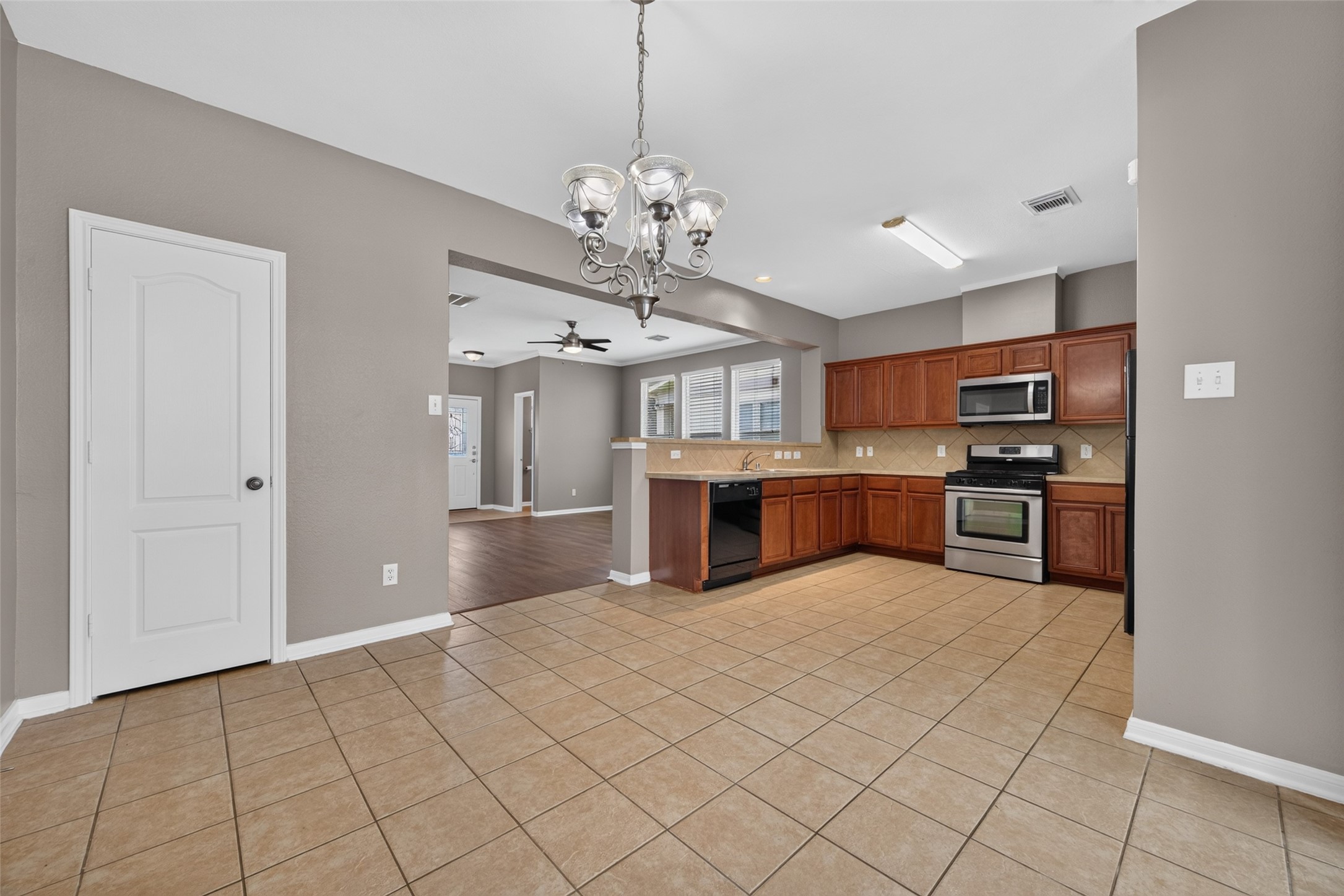 8126 Montague Manor Lane Property Photo 20
