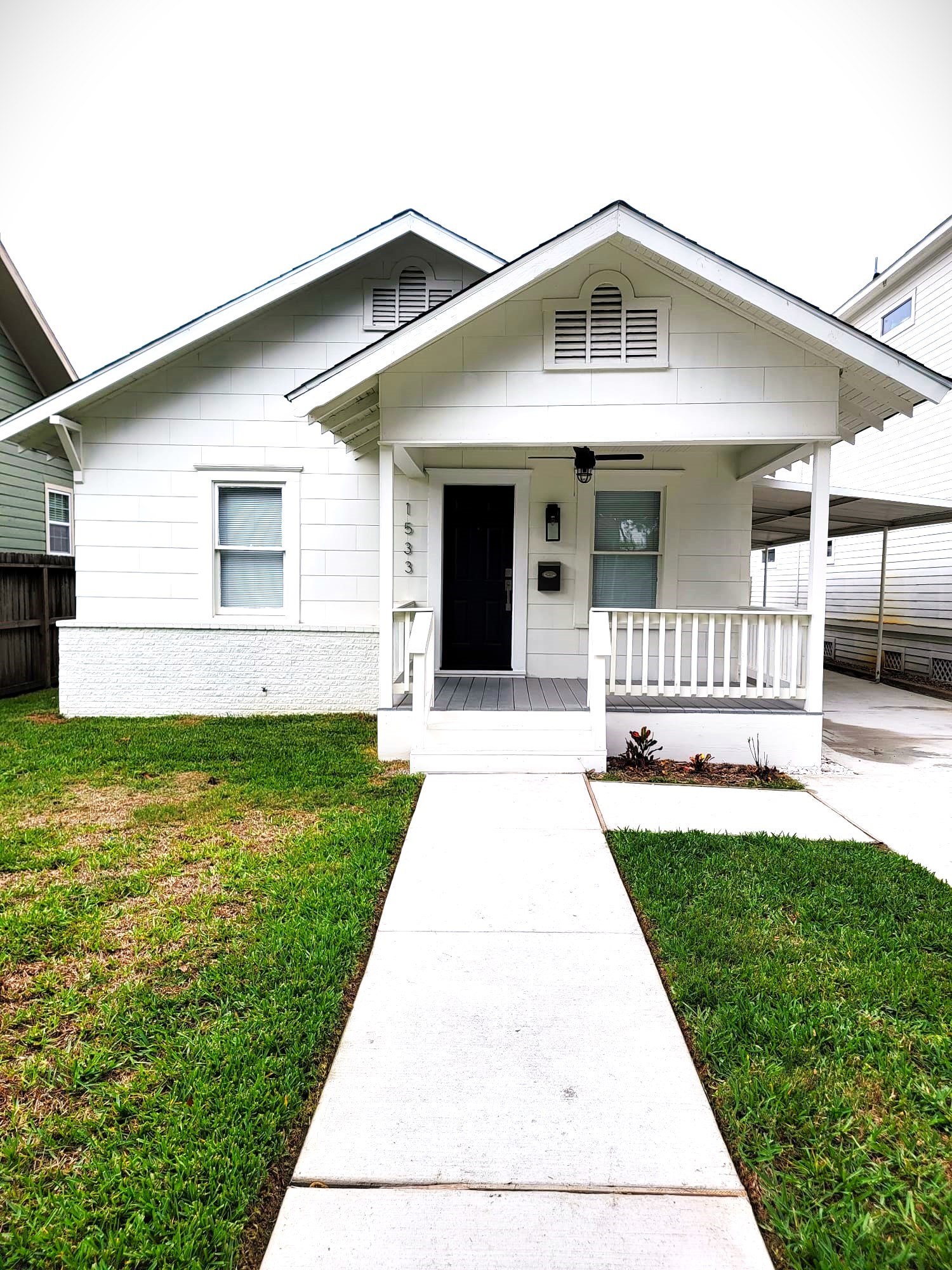 1533 Harvard Street Property Photo 1