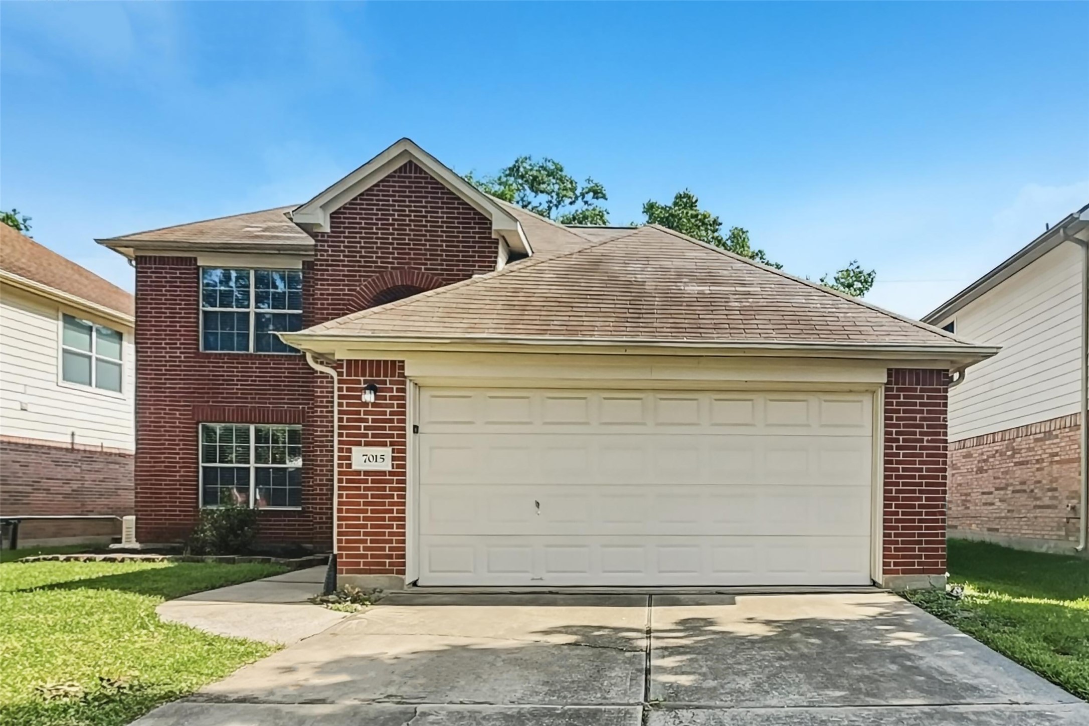 7015 Atasca Creek Drive Property Photo 1