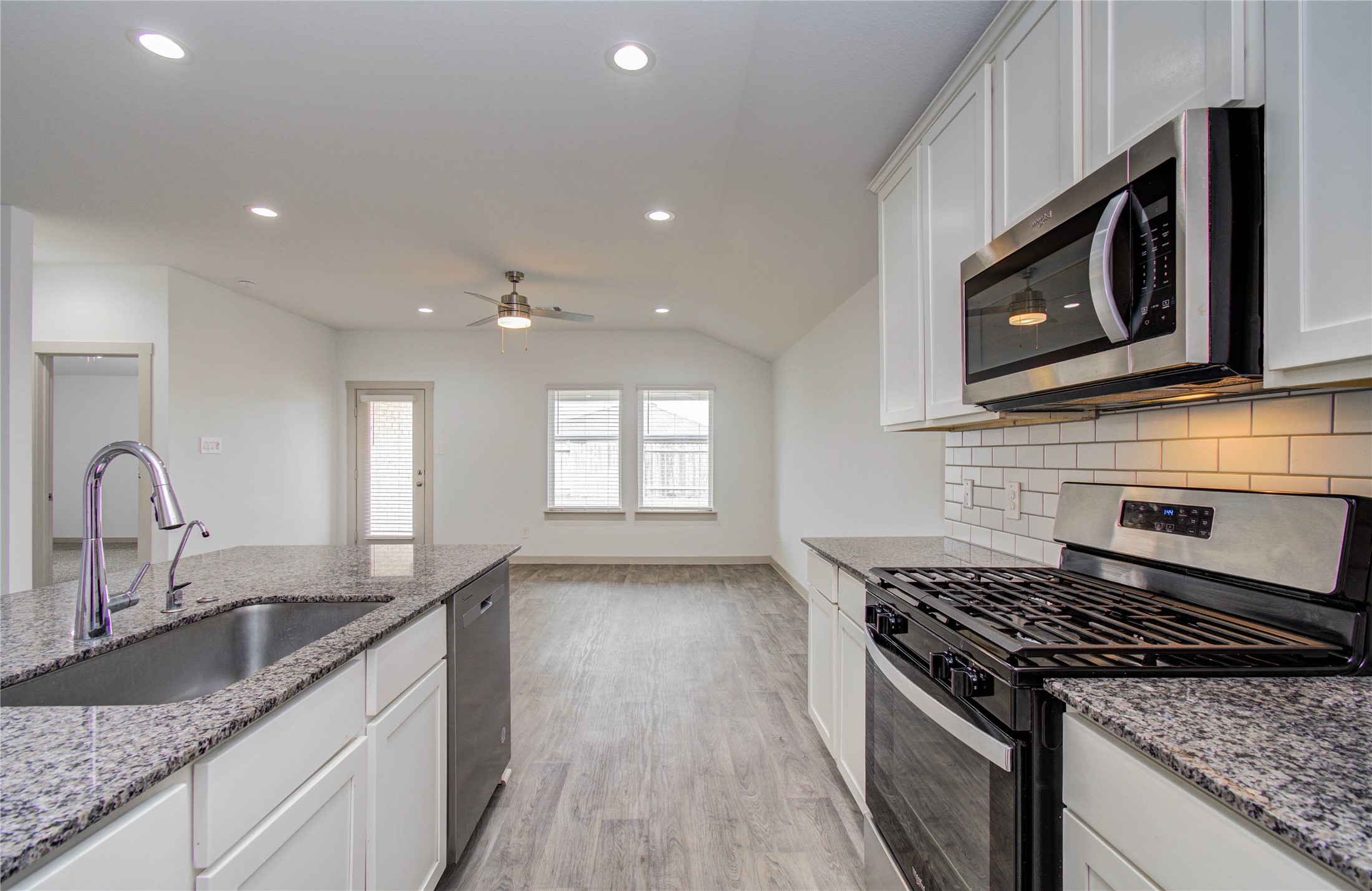 10602 Great Basin Drive Property Photo 15