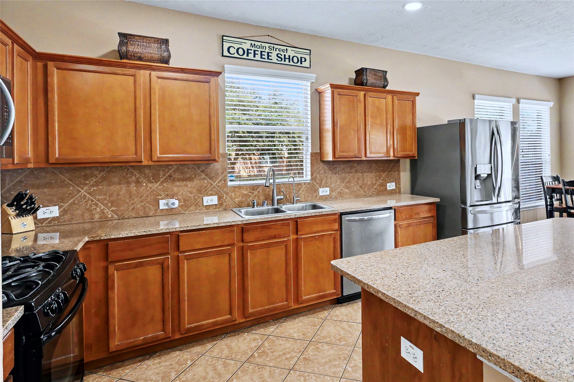 11403 Sandstone Canyon Drive Property Photo 15