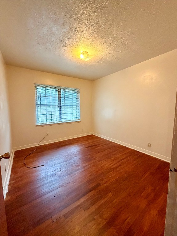 6211 Schevers Street Property Photo 10
