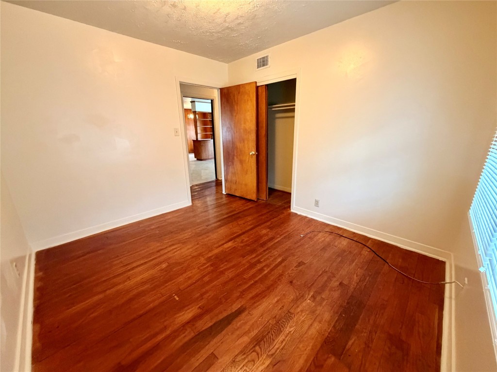 6211 Schevers Street Property Photo 11