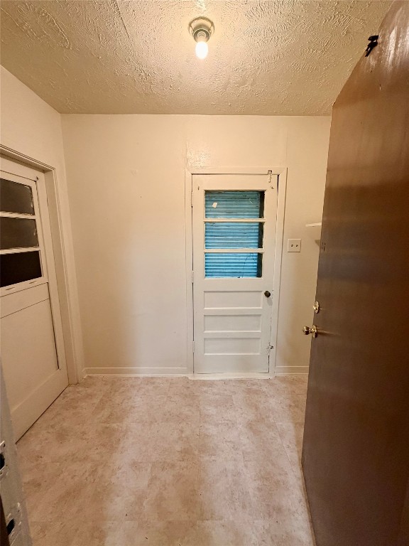 6211 Schevers Street Property Photo 24