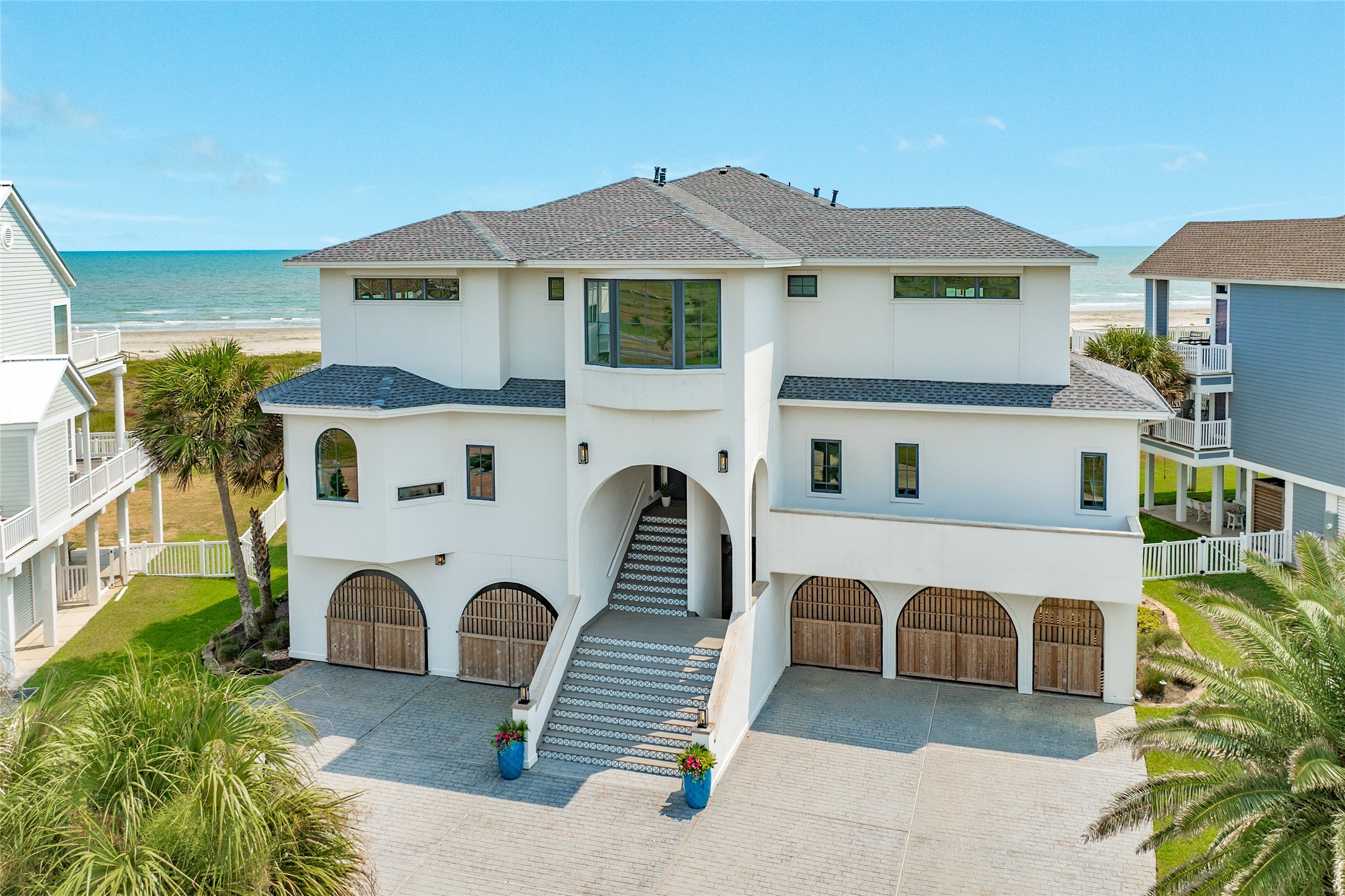 19219 Shores Drive Property Photo