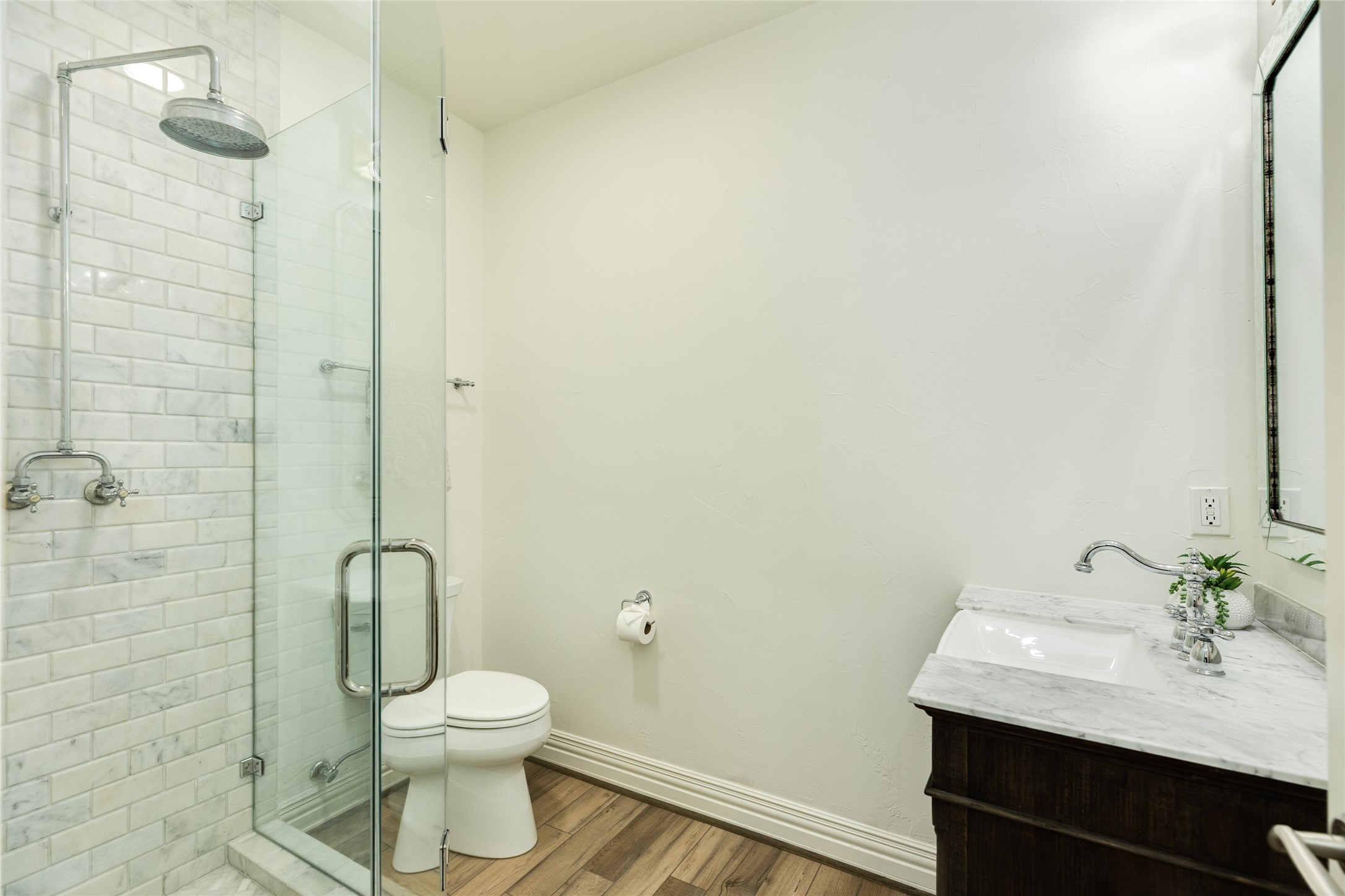 19219 Shores Drive Property Photo 37