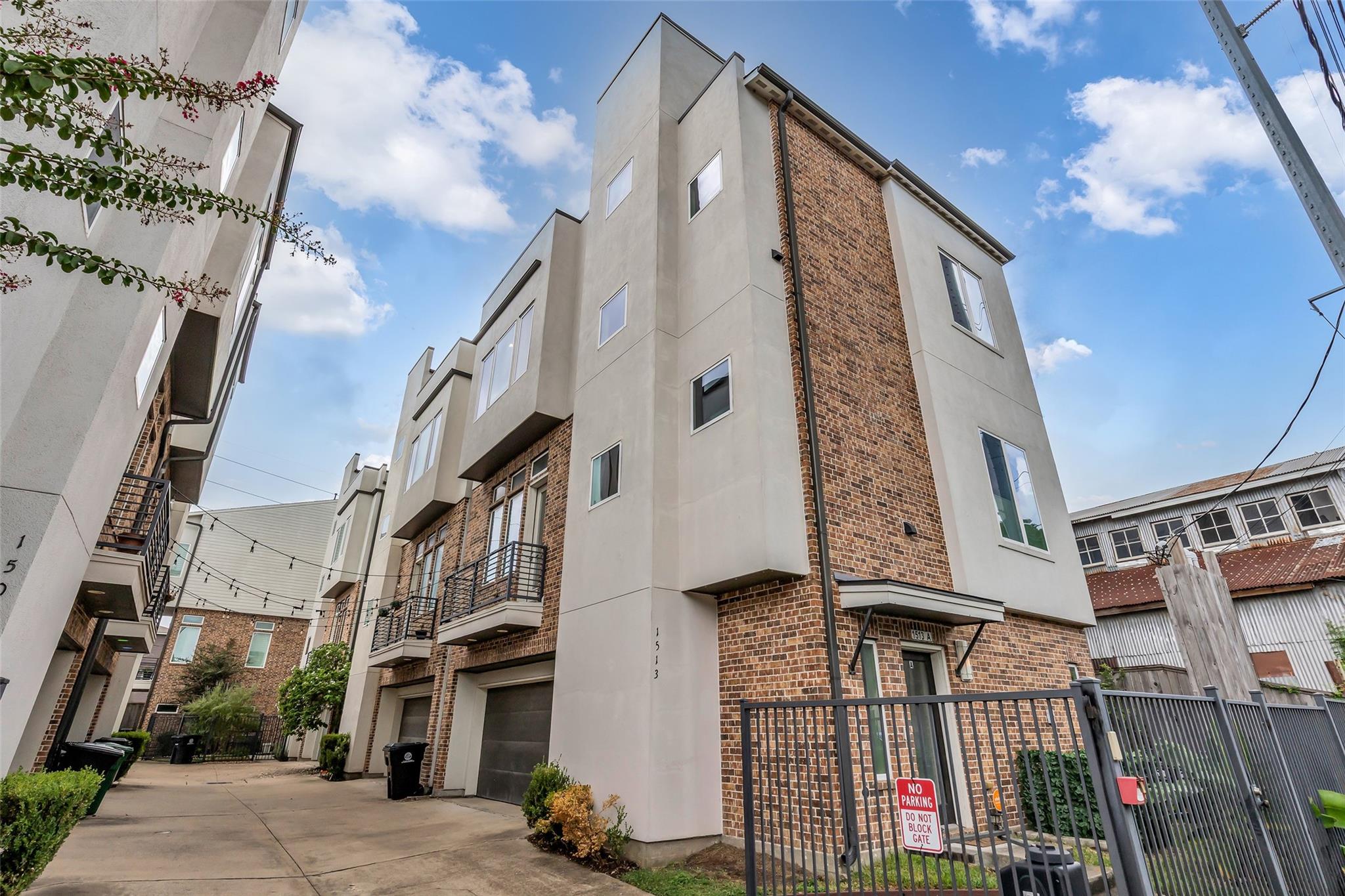 1513 Spring Street A Property Photo 4