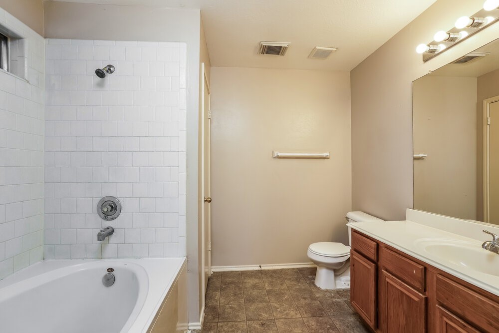 8710 High Mountain Drive Property Photo 12