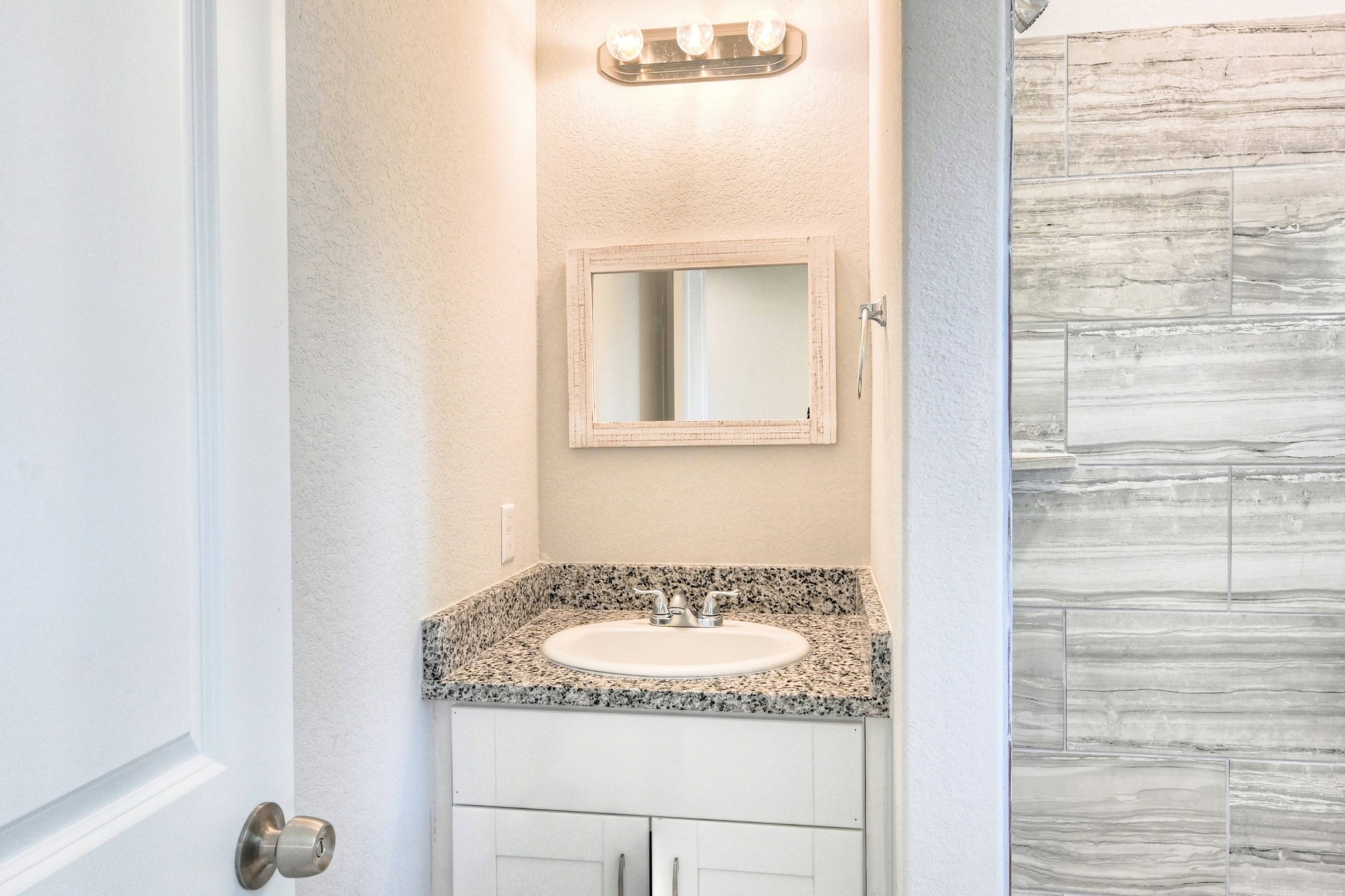 9826 Arbor Oak Property Photo 19