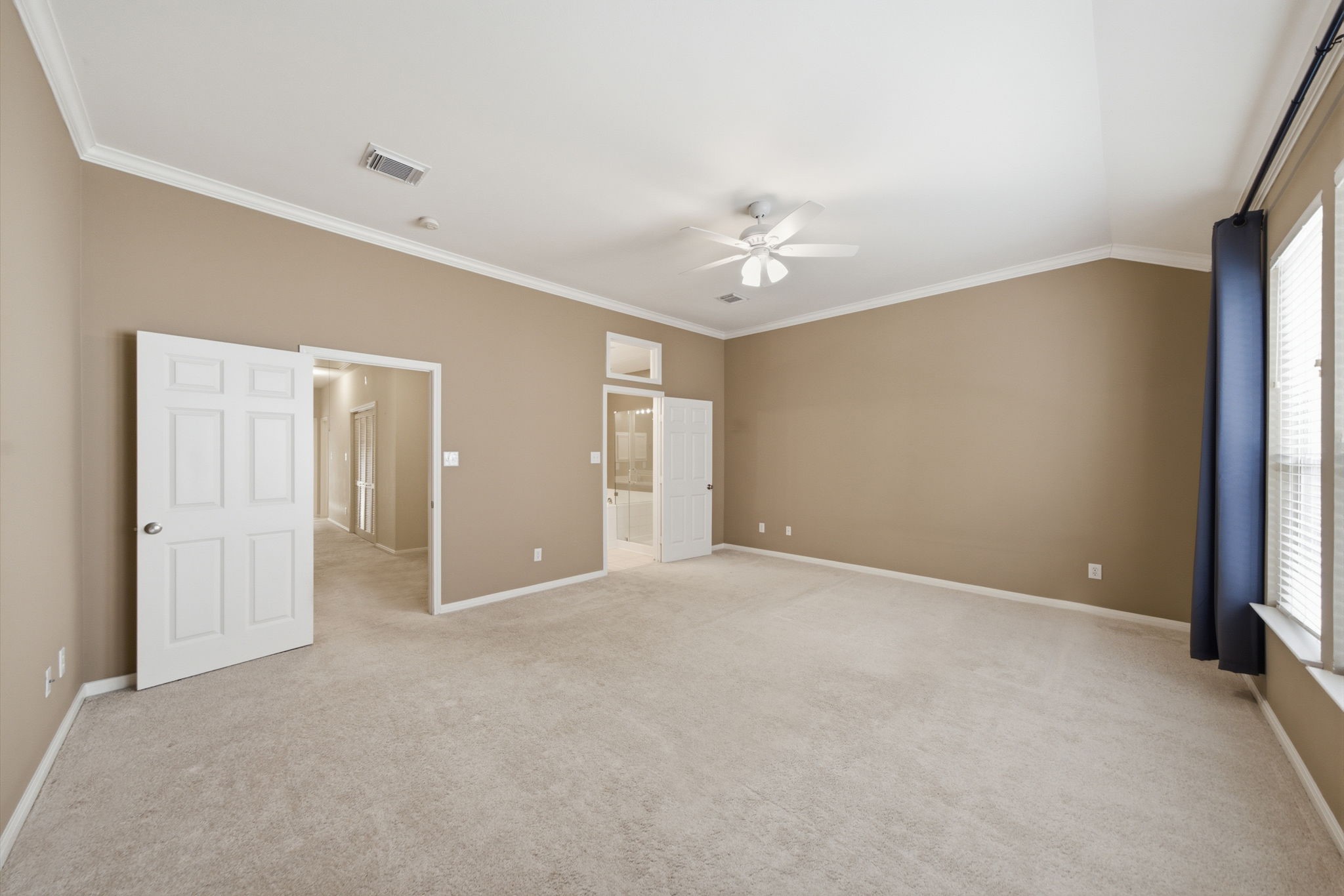 2110 Gillette Street Property Photo 14