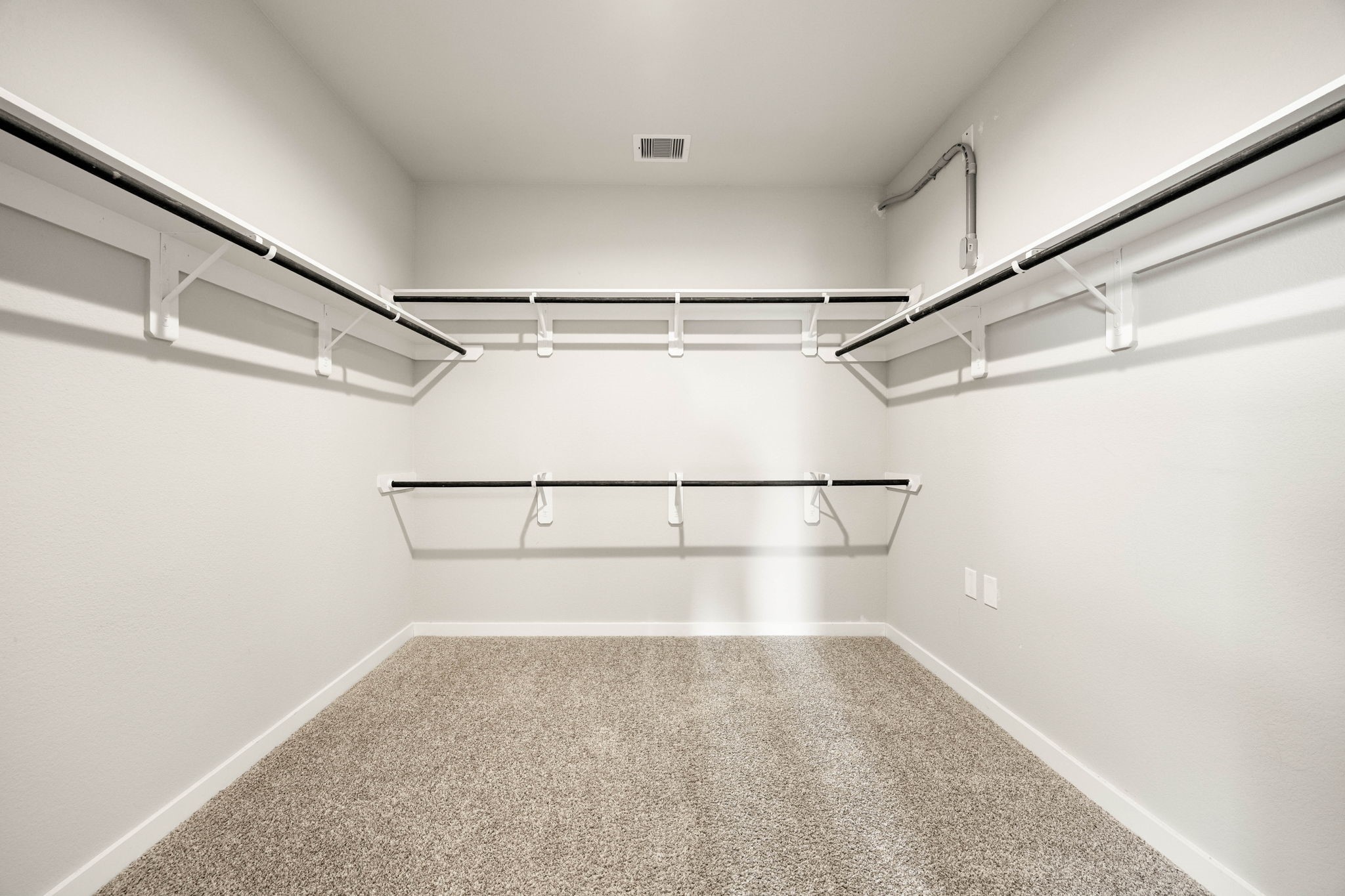 3815 Favor Forest Court Property Photo 13