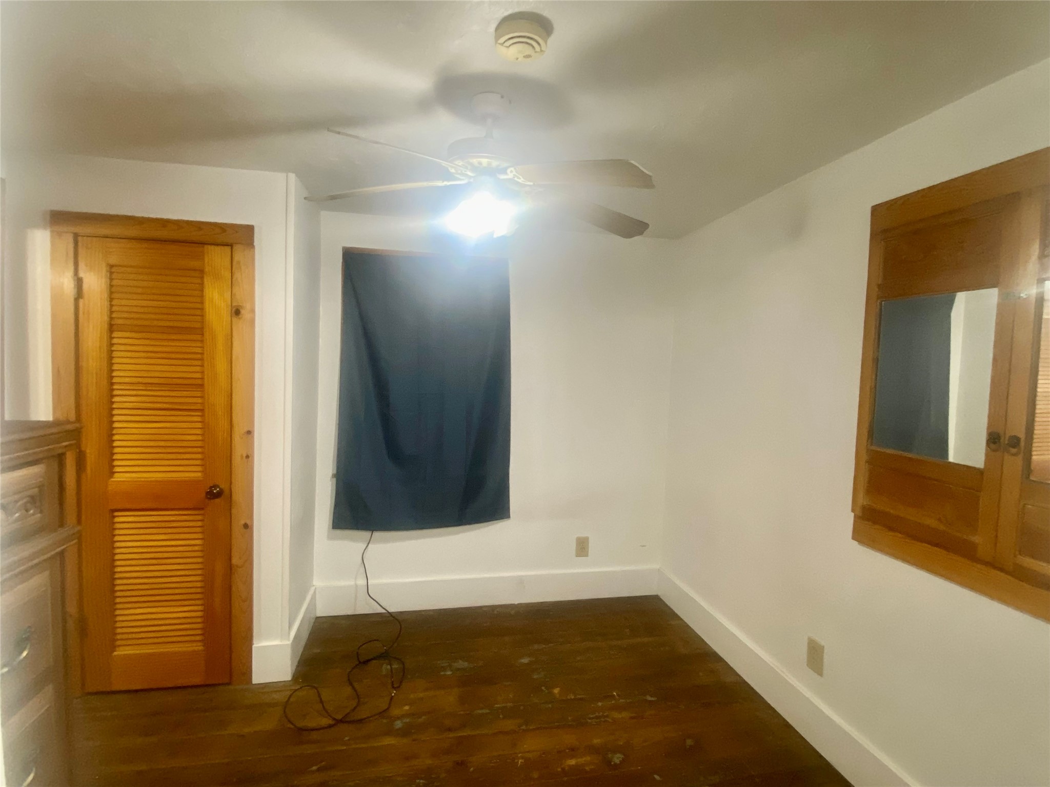 5618 Avenue L Up Property Photo 8