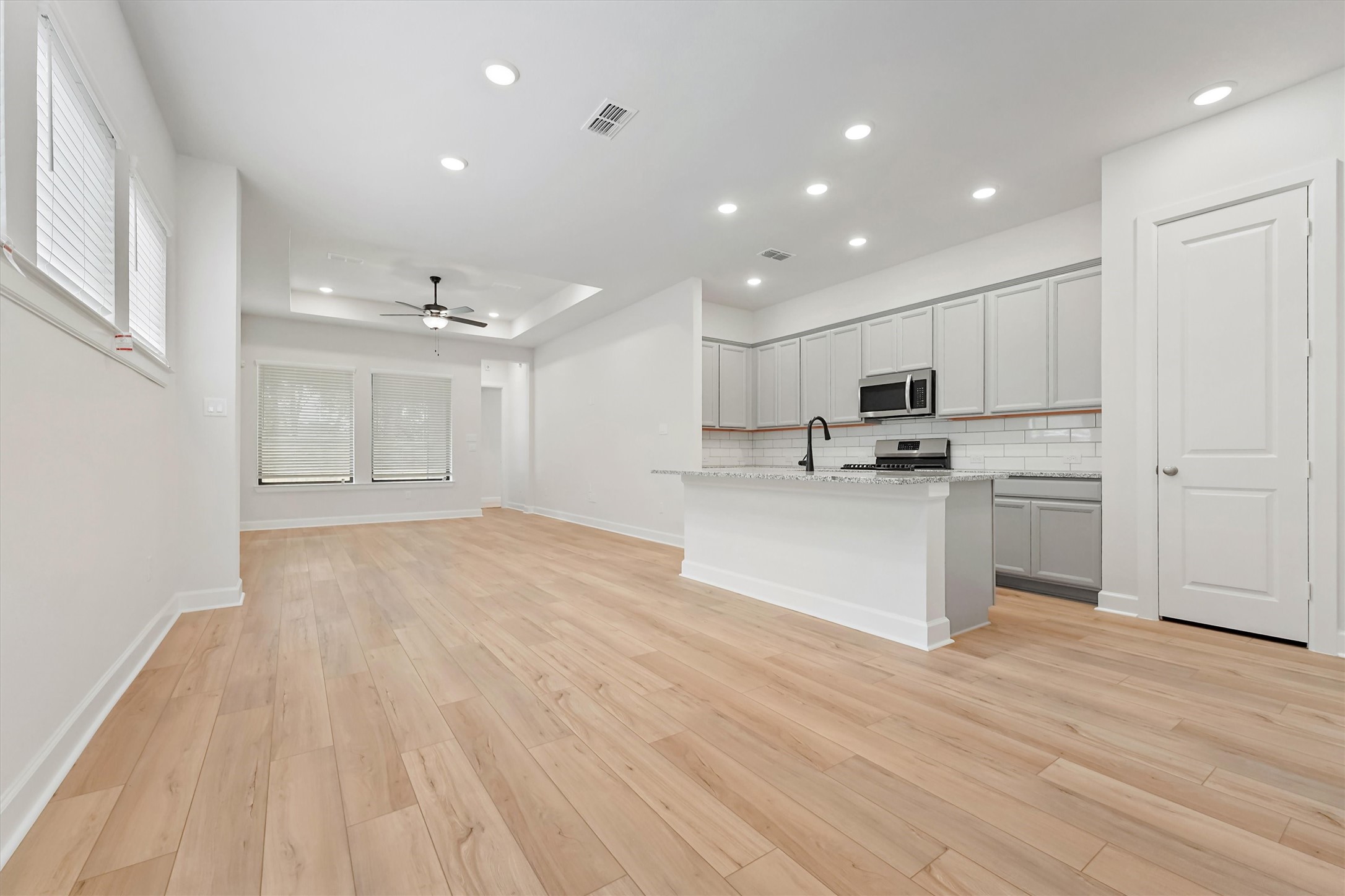 10518 William Park Drive Property Photo 2