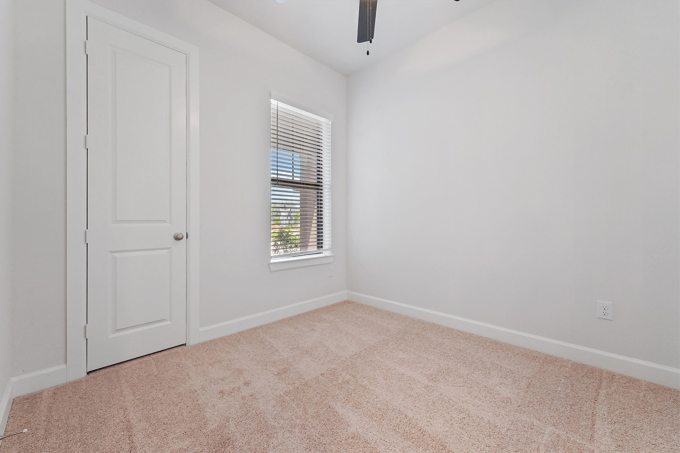 10518 William Park Drive Property Photo 14
