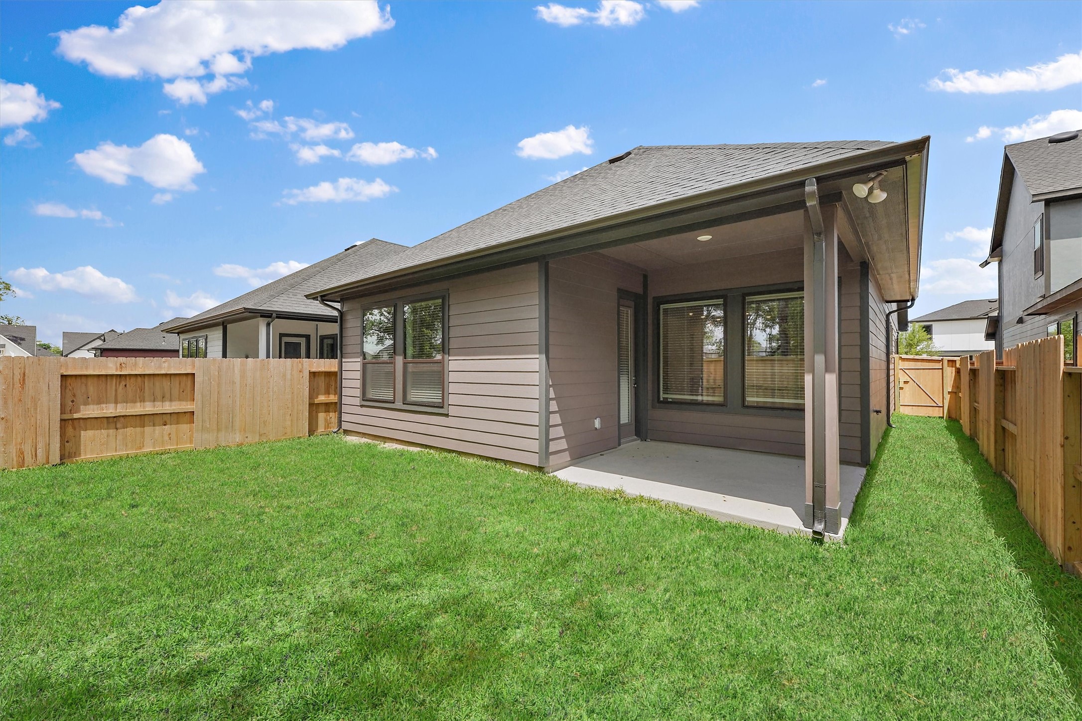 10518 William Park Drive Property Photo 15