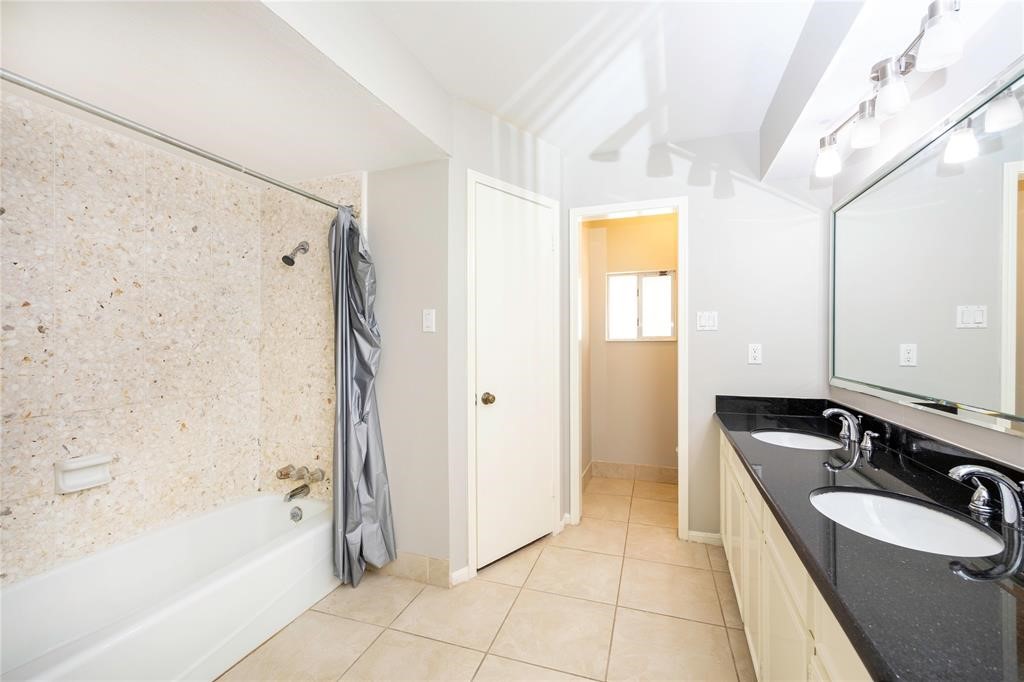 8323 Forest Ridge Road Property Photo 10